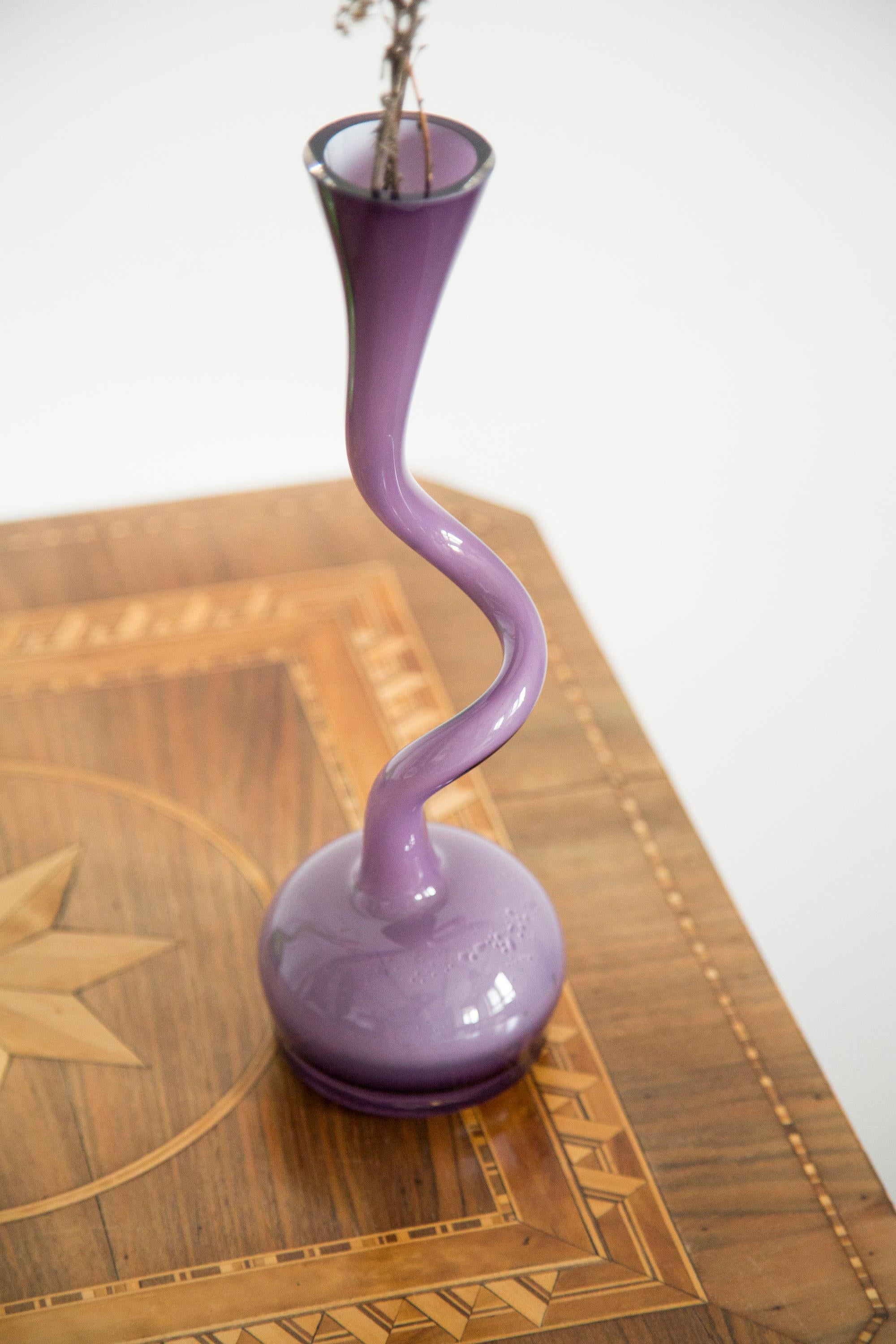 20th Century Midcentury Medium Purple Violet Twisted Vase, Europe, 1960s