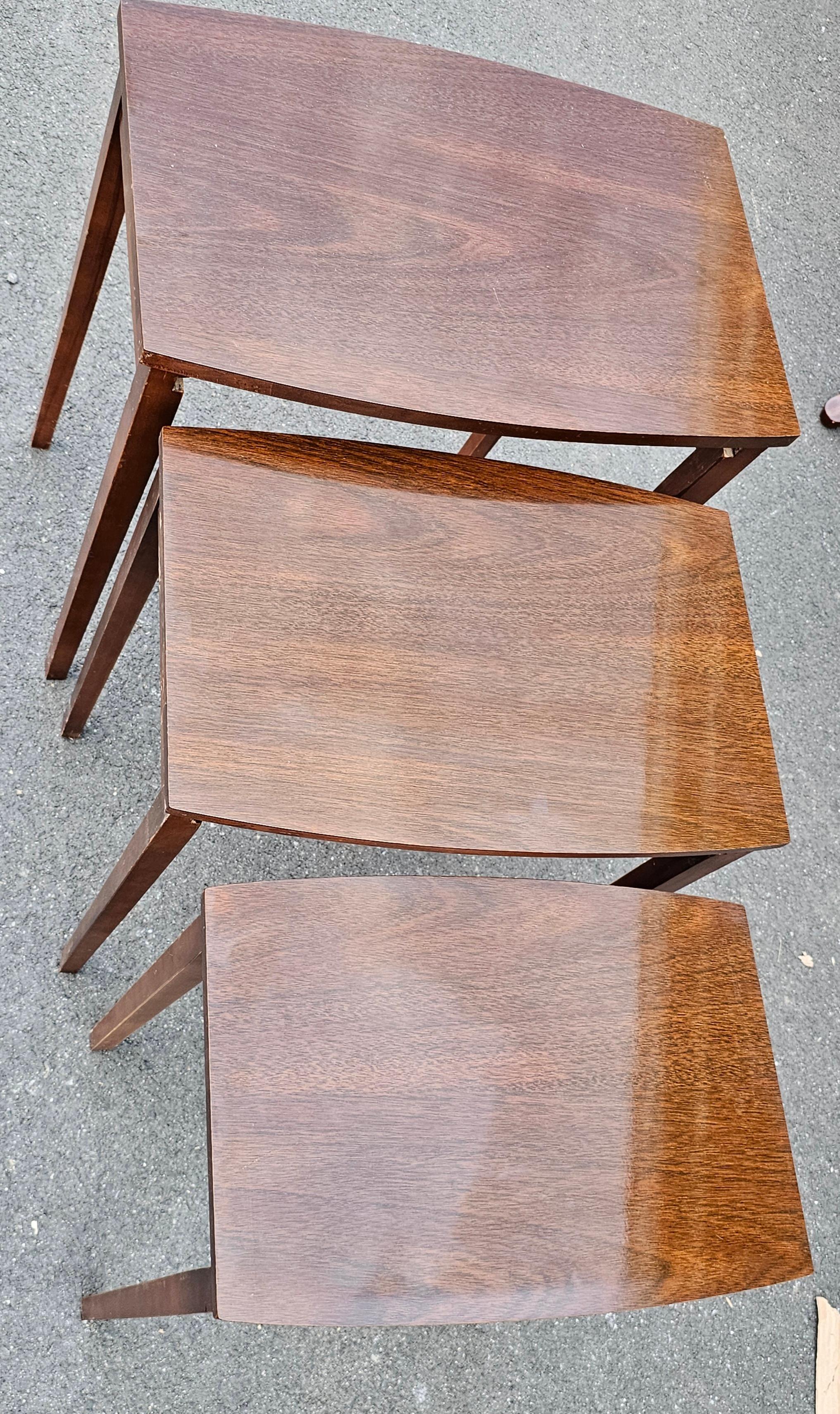 20th Century Mid-Century Mersman Furniture Mahogany Nesting Tables For Sale