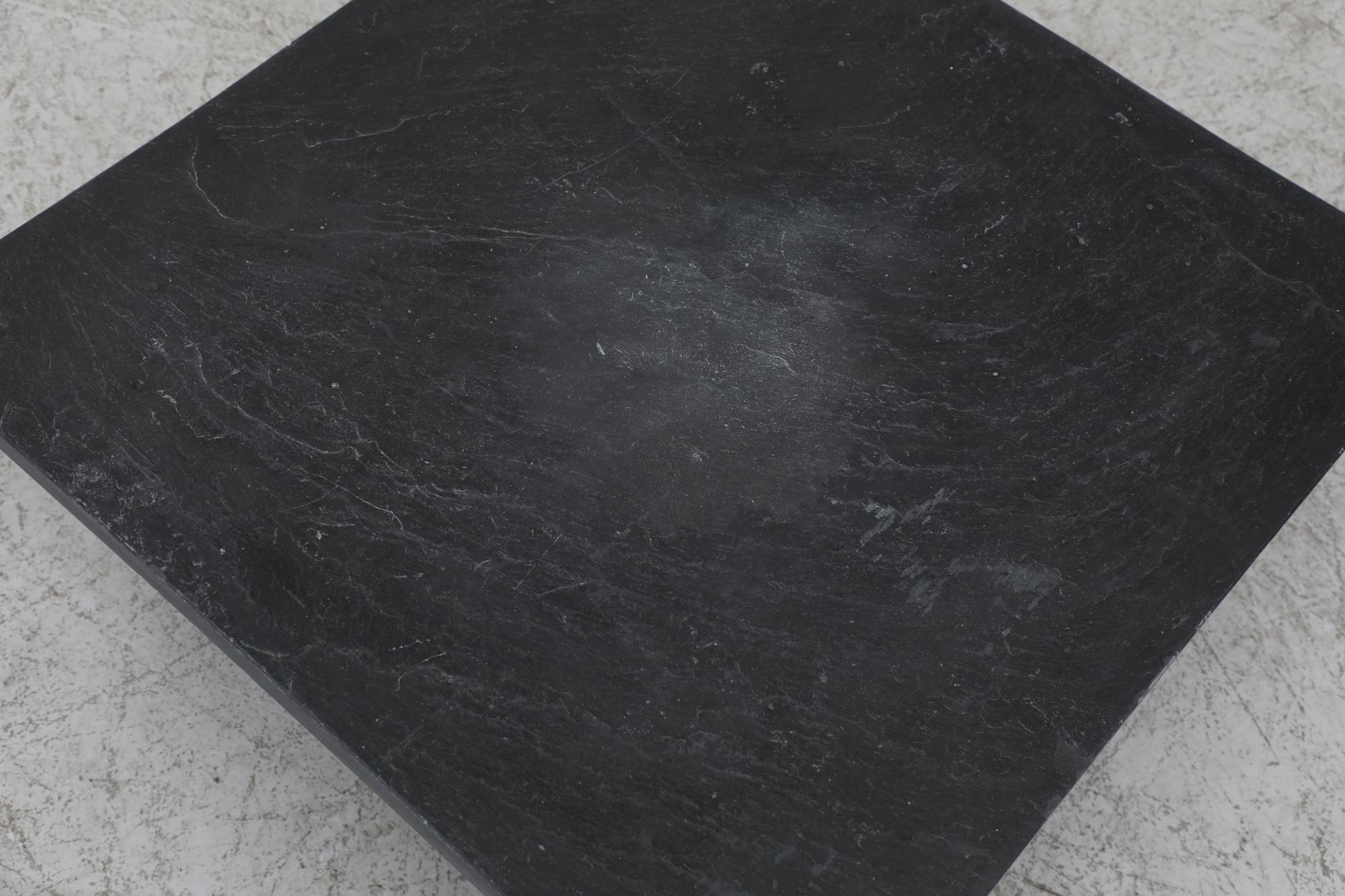 Table basse en pierre Metaform 'Attributed' du milieu du siècle avec base en bois noir x en vente 1