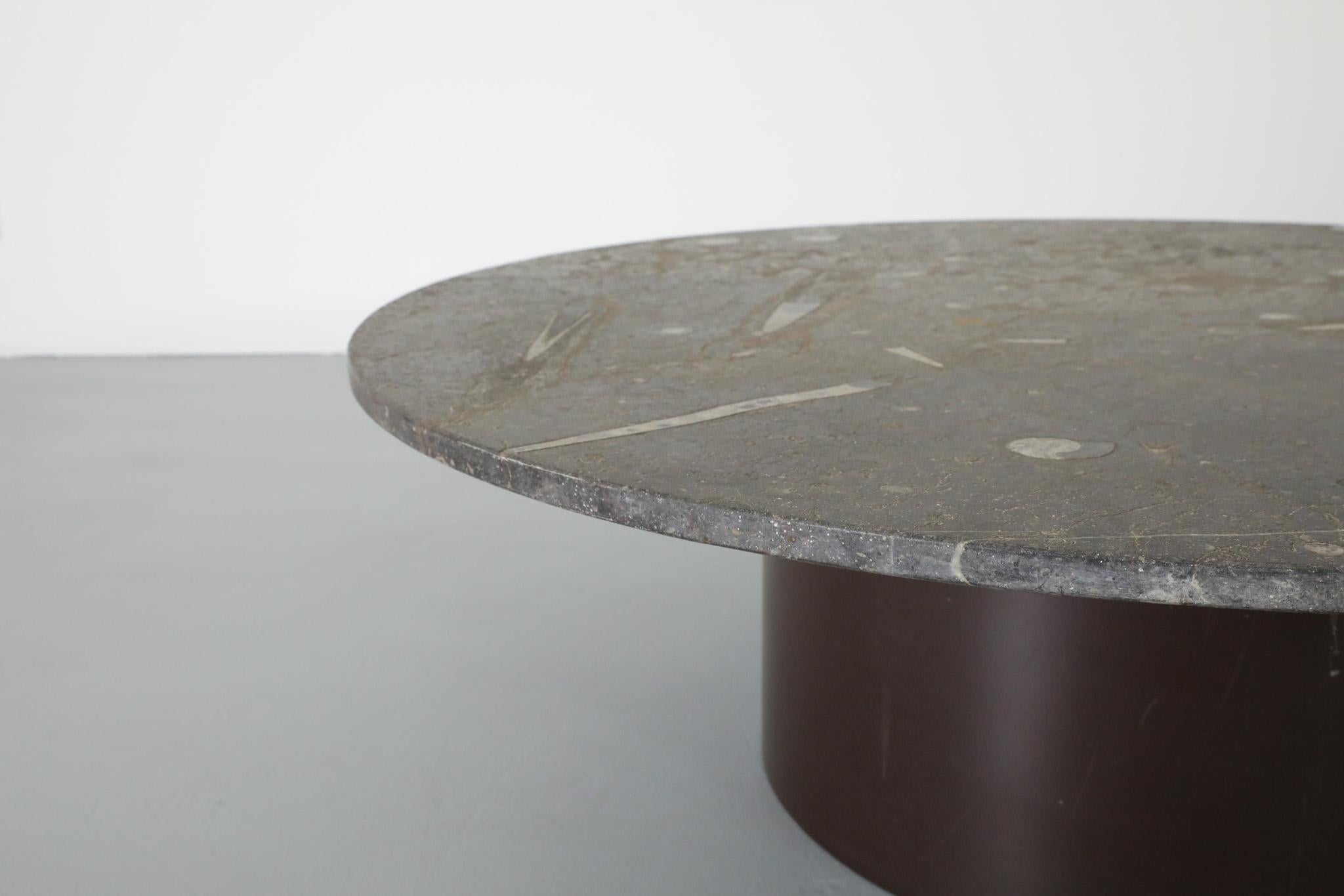 Mid-Century Metaform Style Round Fossil Stone Coffee Table In Good Condition In Los Angeles, CA