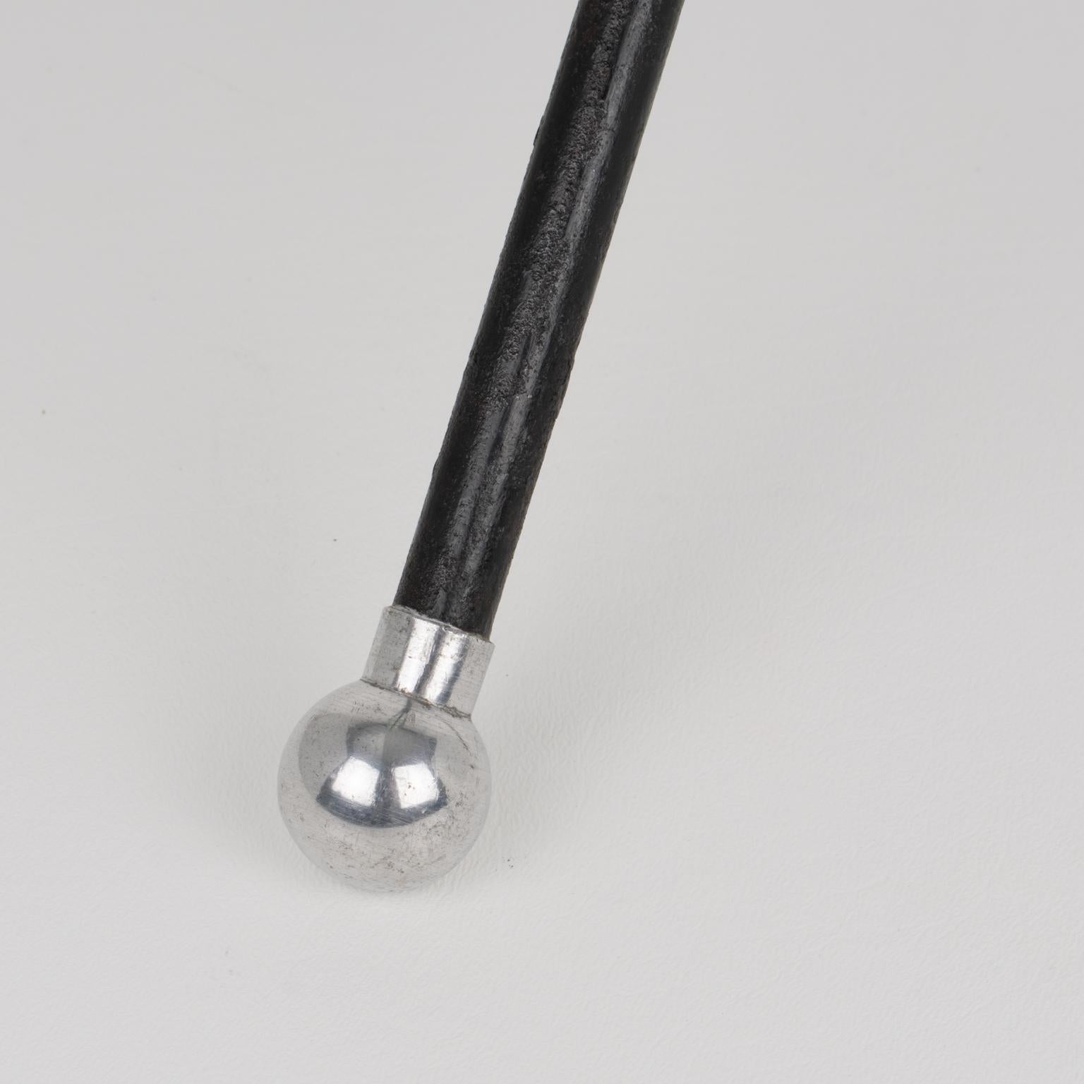 Aschenbecher Vide Poche Beistelltisch aus Metall und Glas aus der Jahrhundertmitte, um 1960 im Angebot 6