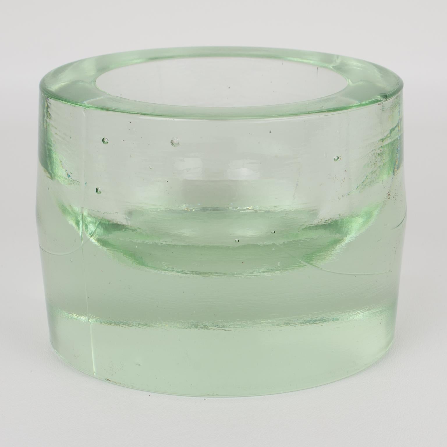 Aschenbecher Vide Poche Beistelltisch aus Metall und Glas aus der Jahrhundertmitte, um 1960 im Angebot 9