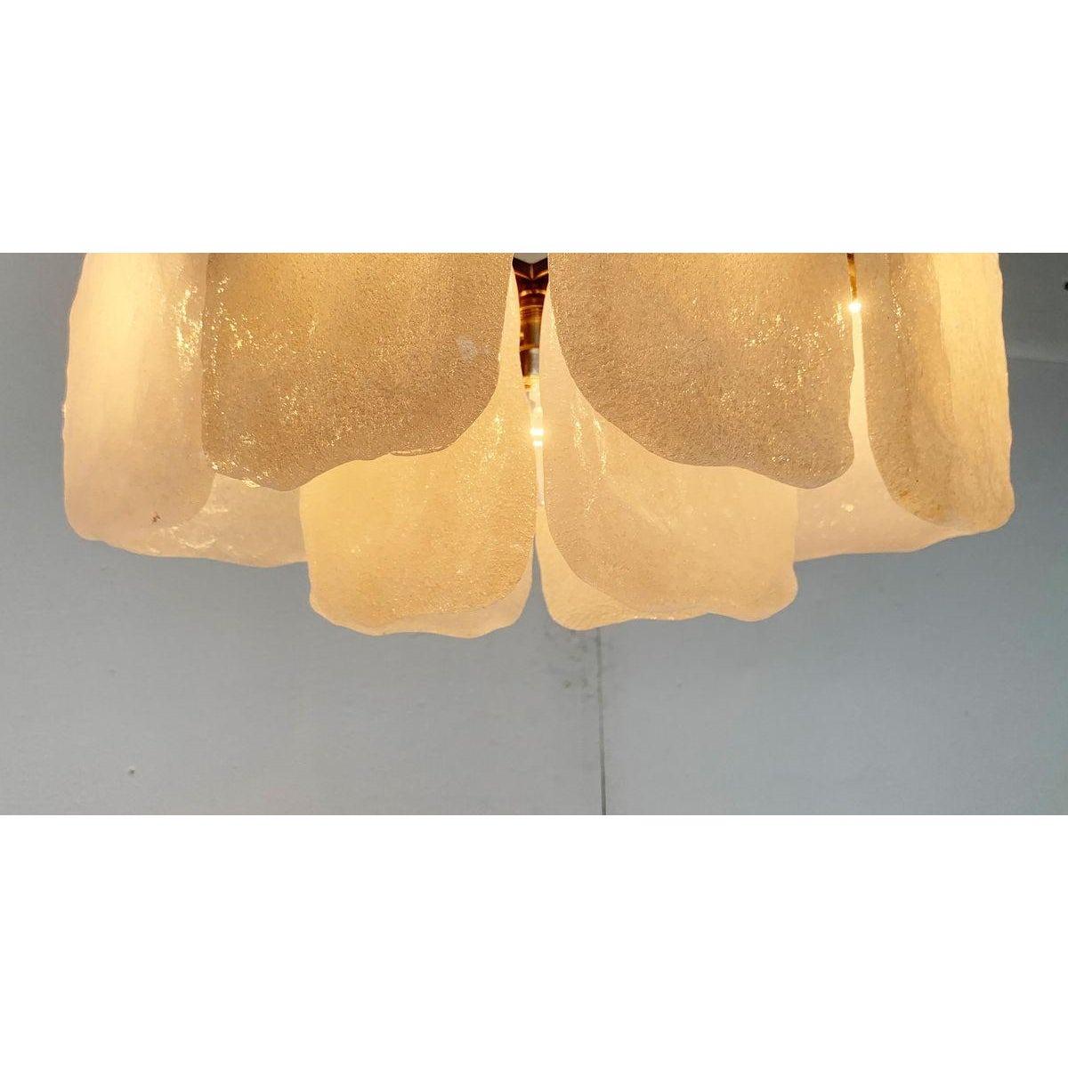 XX secolo Lampadario Bernstein di Kalmar, in metallo e vetro, della metà del secolo. in vendita