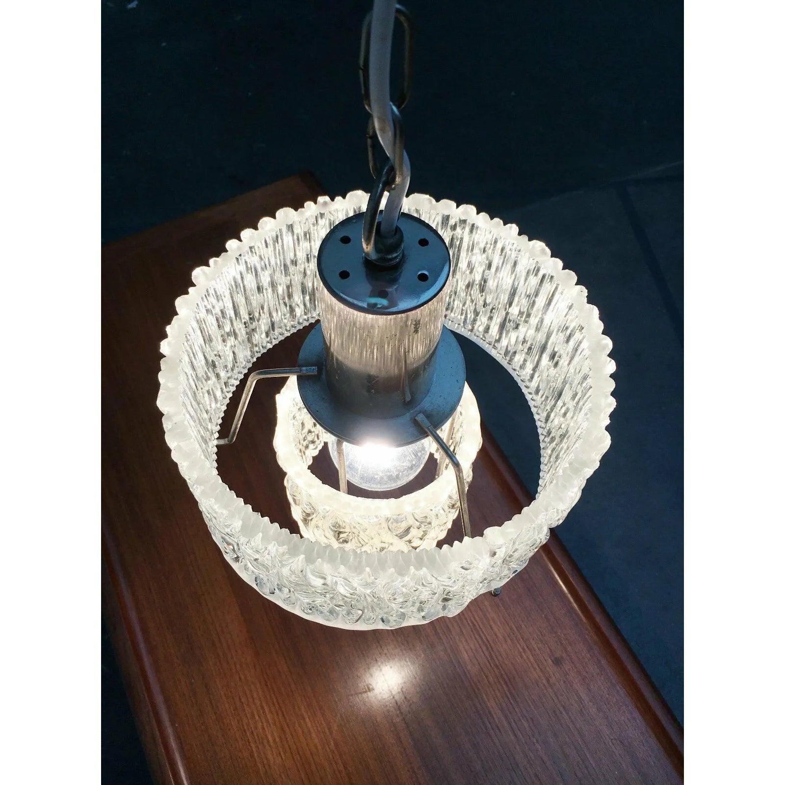 Lampe suspendue du milieu du siècle dernier attribuée à Kalmar Franken, années 1960 en vente 4