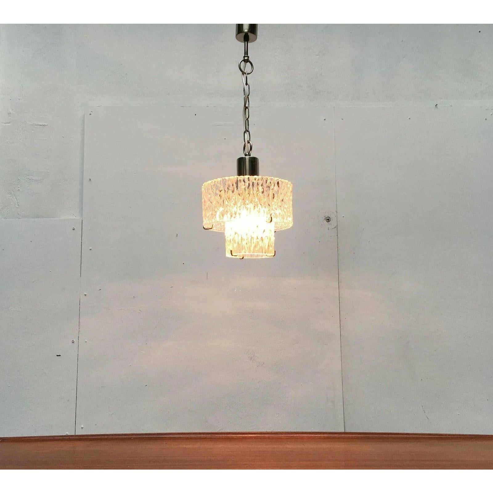 Mid-Century Modern Lampe suspendue du milieu du siècle dernier attribuée à Kalmar Franken, années 1960 en vente