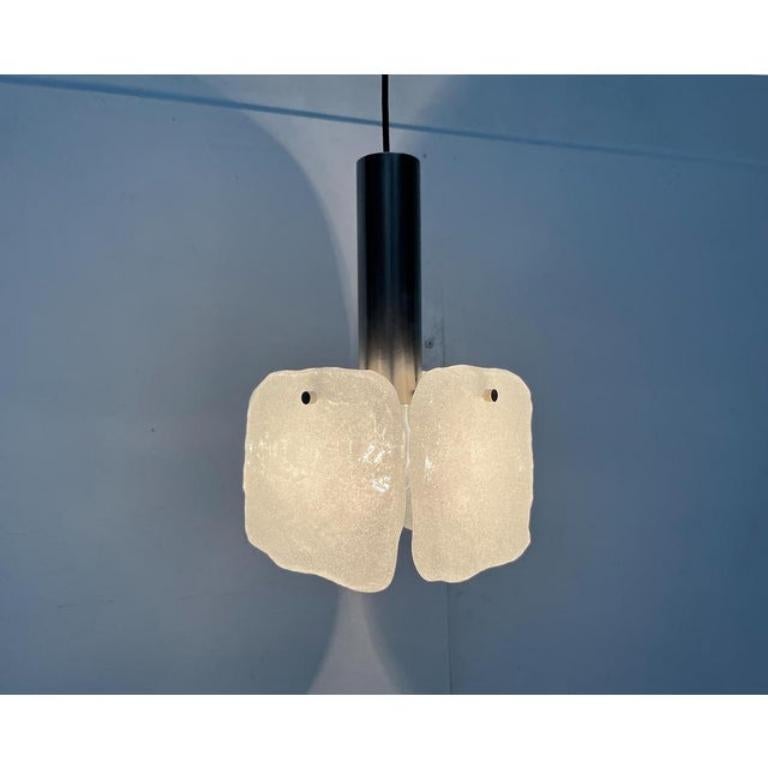 Lampada a sospensione Bernstein di Kalmar, 1960, in metallo e vetro ghiaccio. in vendita 2