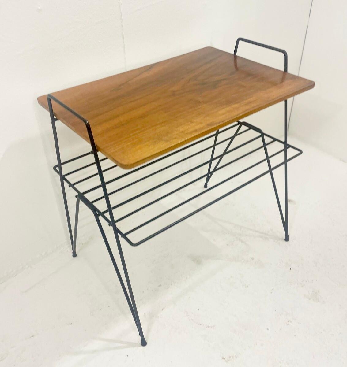 Mid-Century Metal and Wood Coffee Table with Magazine Holder, Italy, 1950s For Sale 1