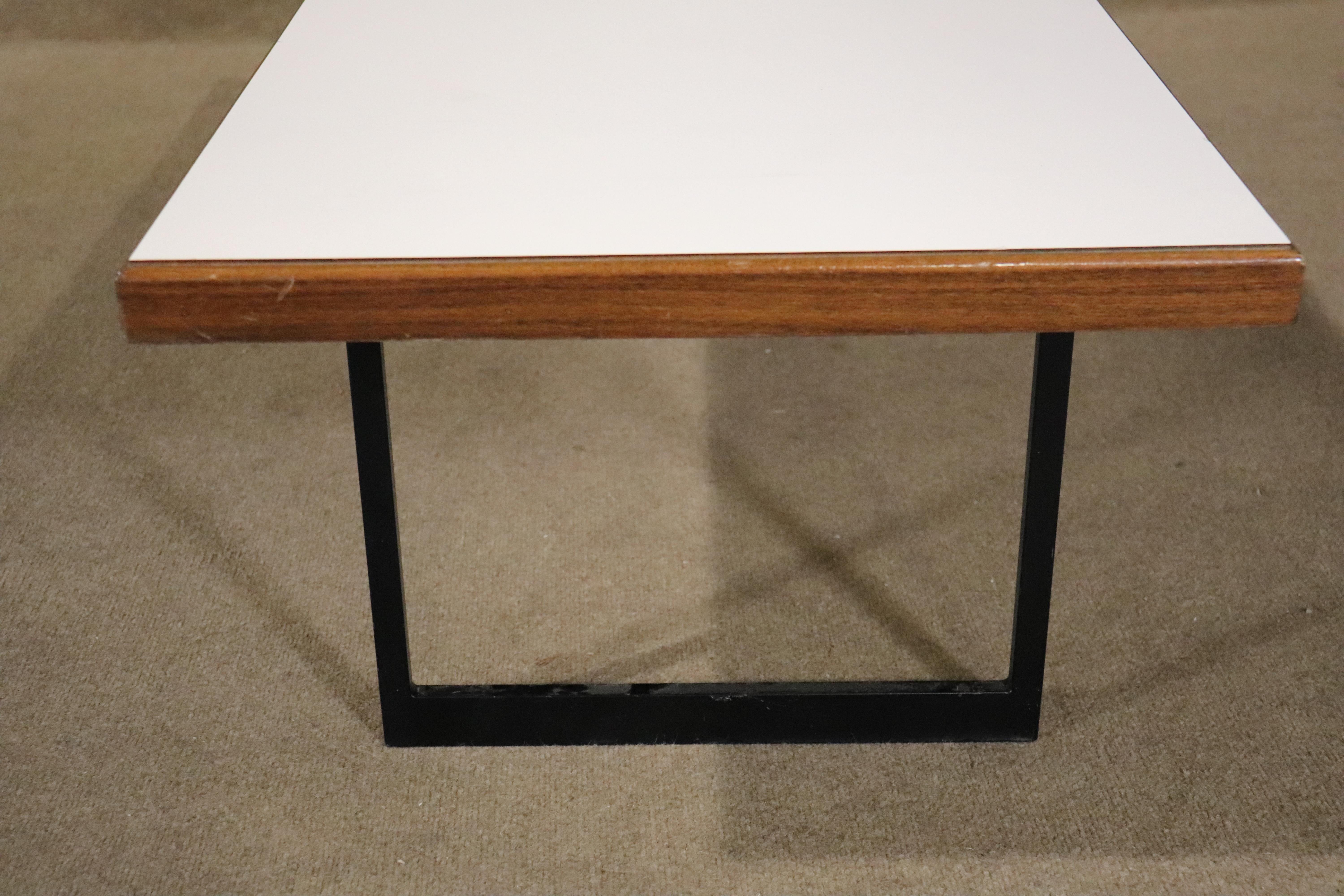 Mid-Century Modern Mid-Century Metal Base Coffee Table For Sale
