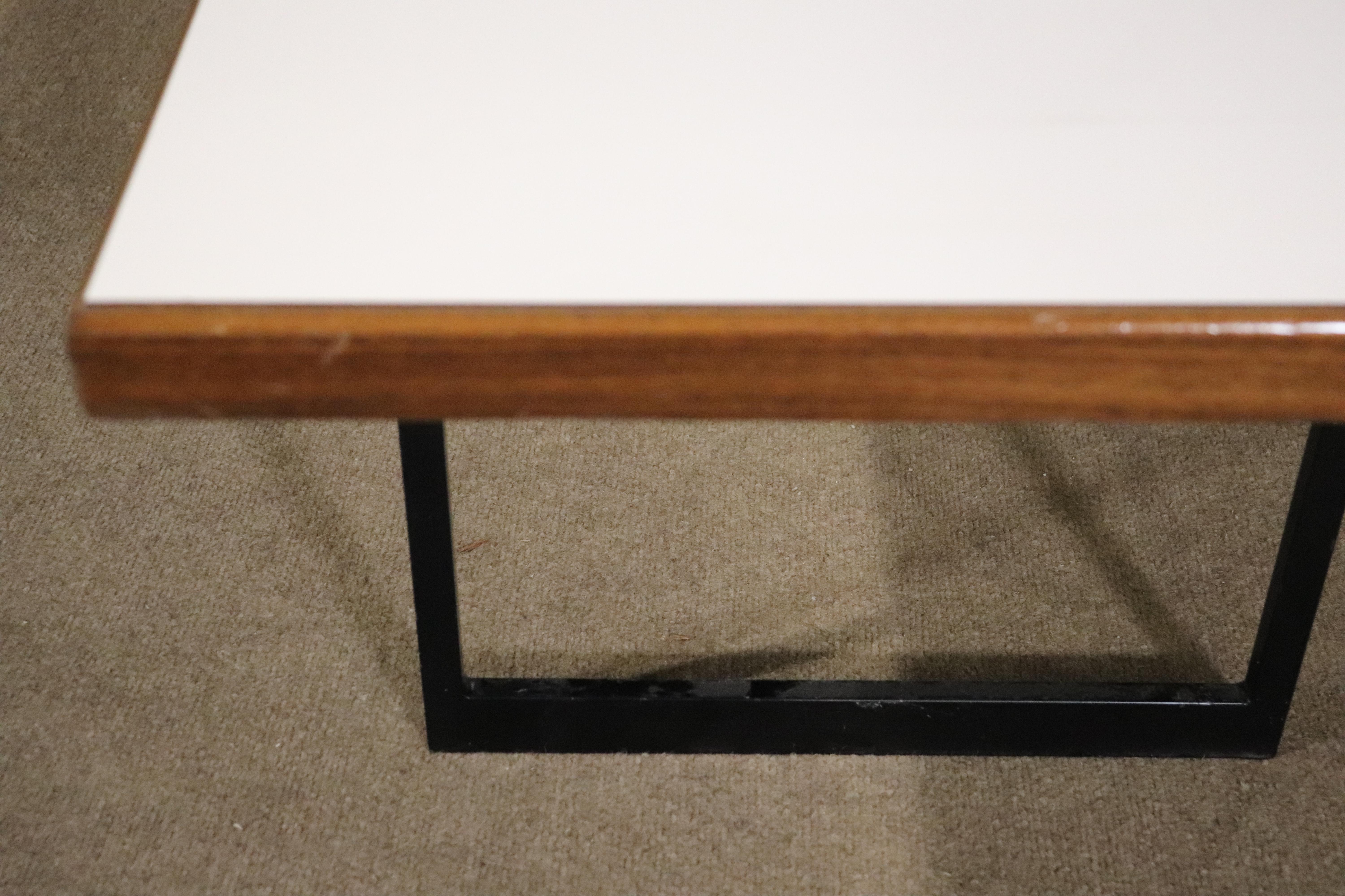 20th Century Mid-Century Metal Base Coffee Table For Sale