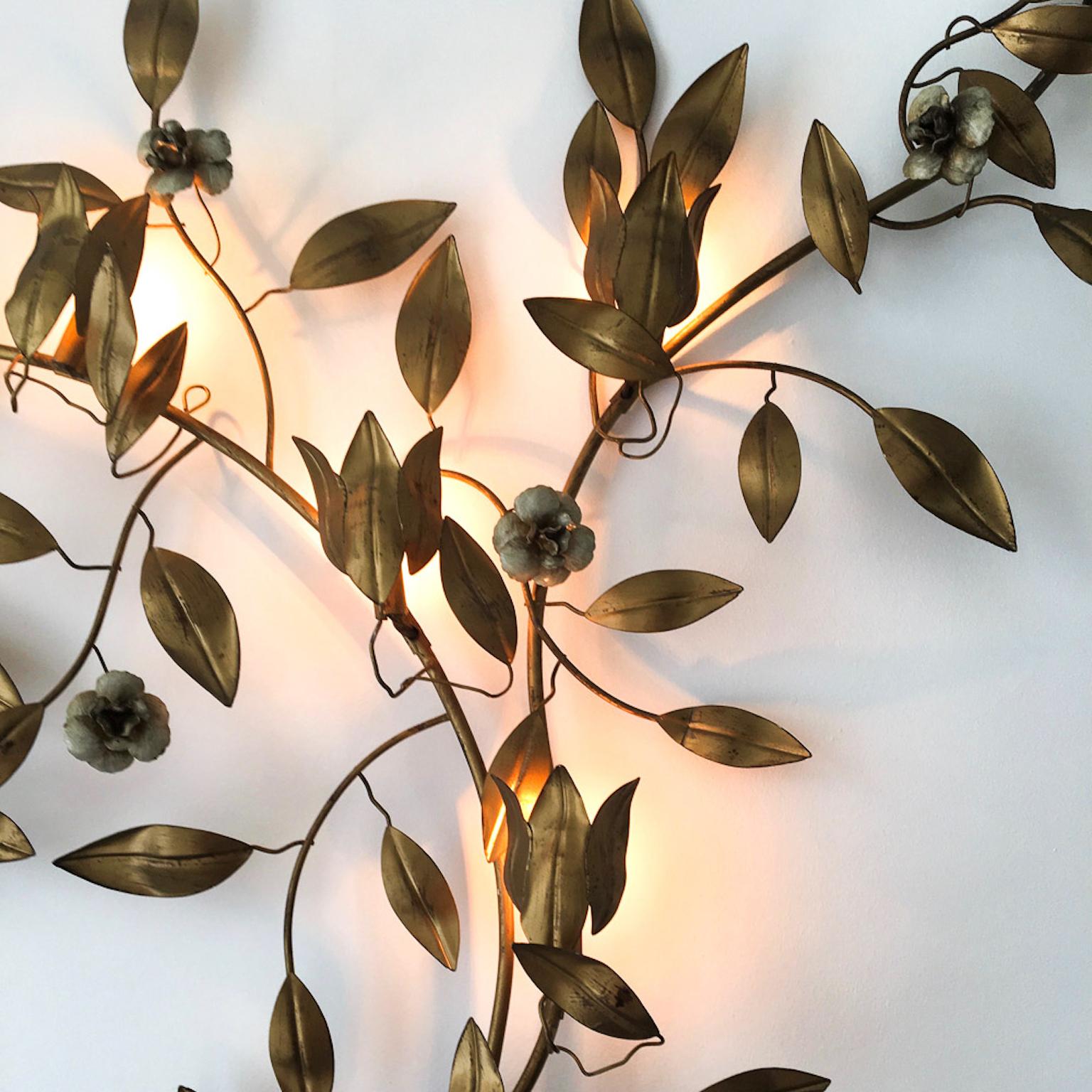 Mid-Century Modern Midcentury Metal Floral Wall Light  For Sale
