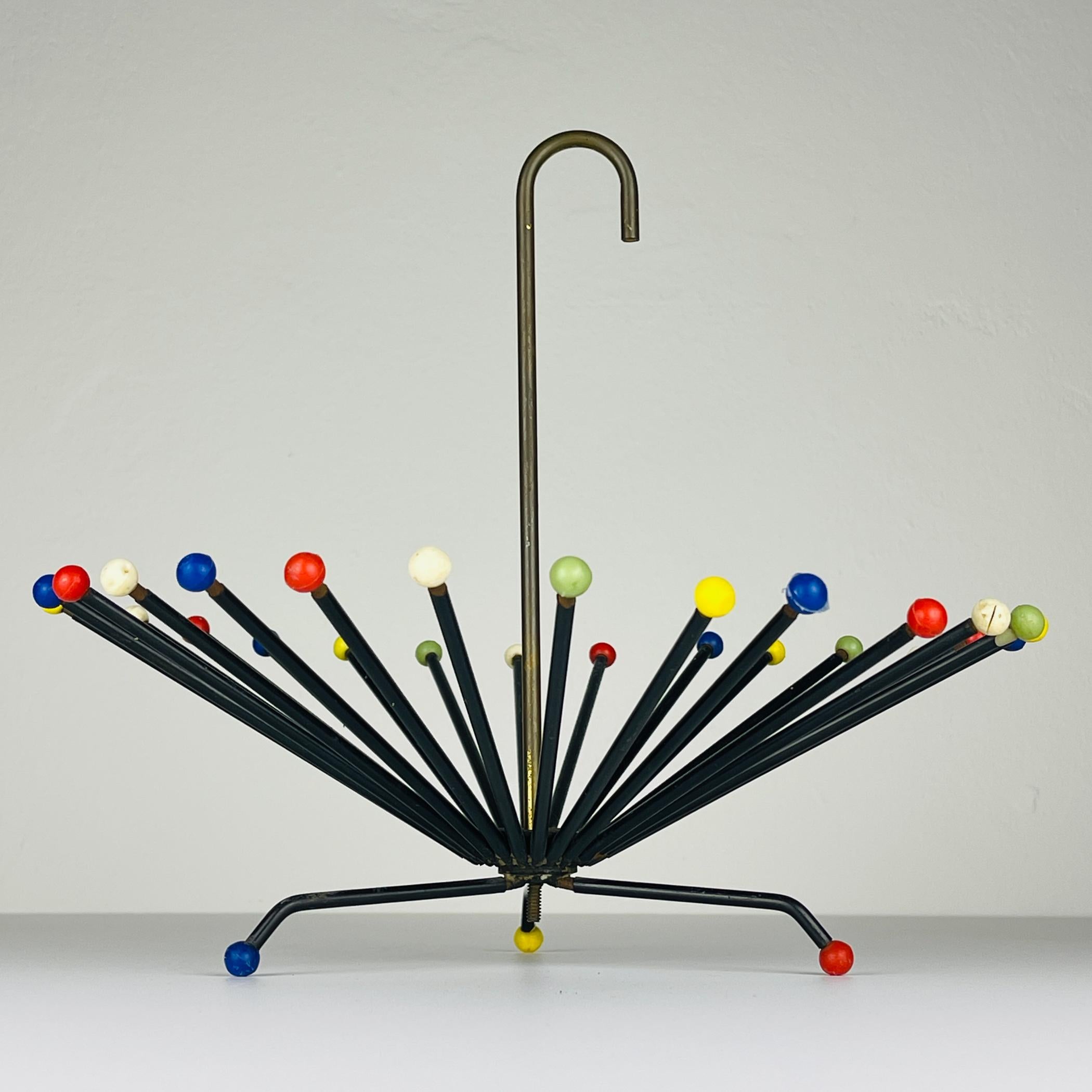 Metal Mid-century metal fruit vase, Italy 1960s For Sale