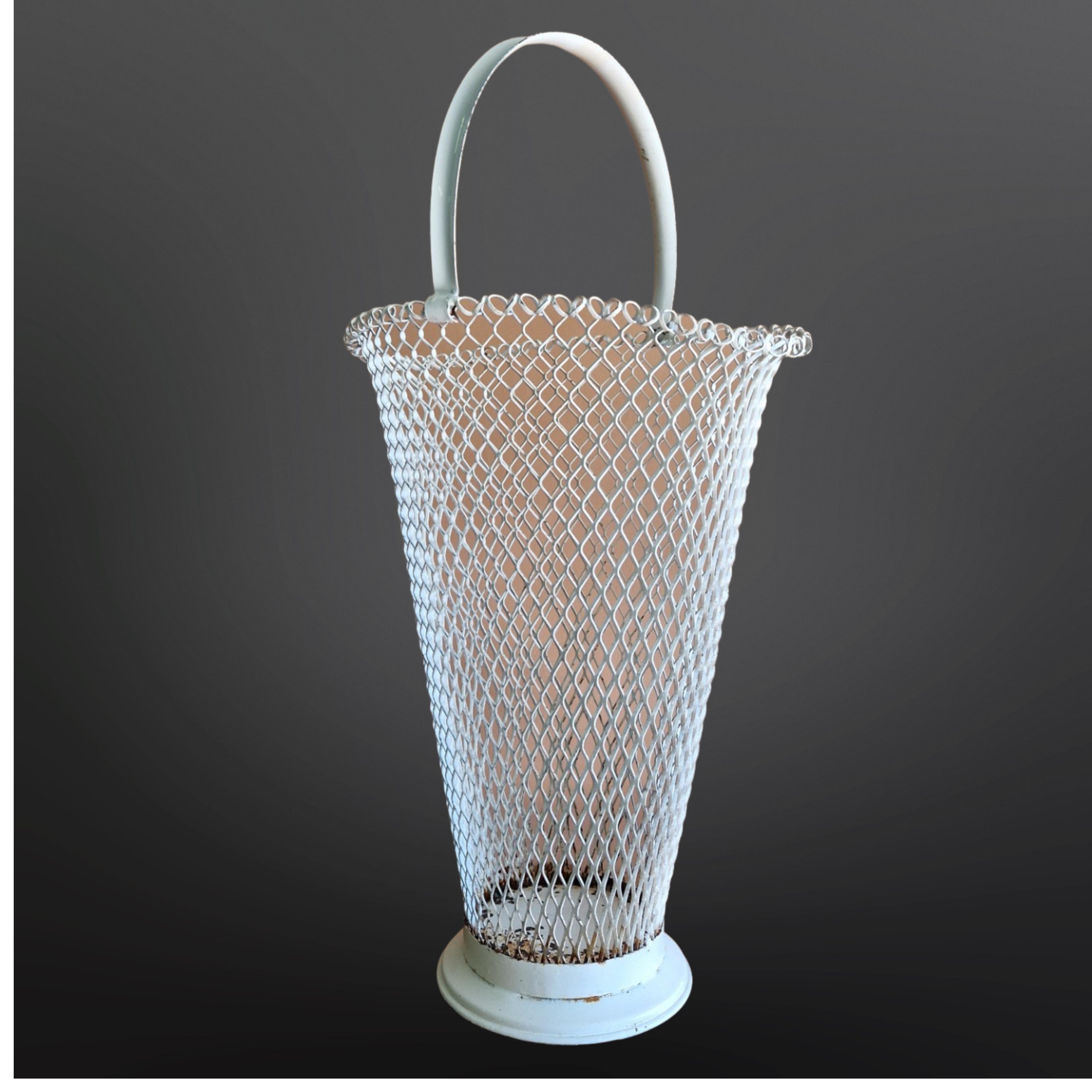 Mid-Century Modern Mid century metal mesh umbrella stand, France 1950s For Sale