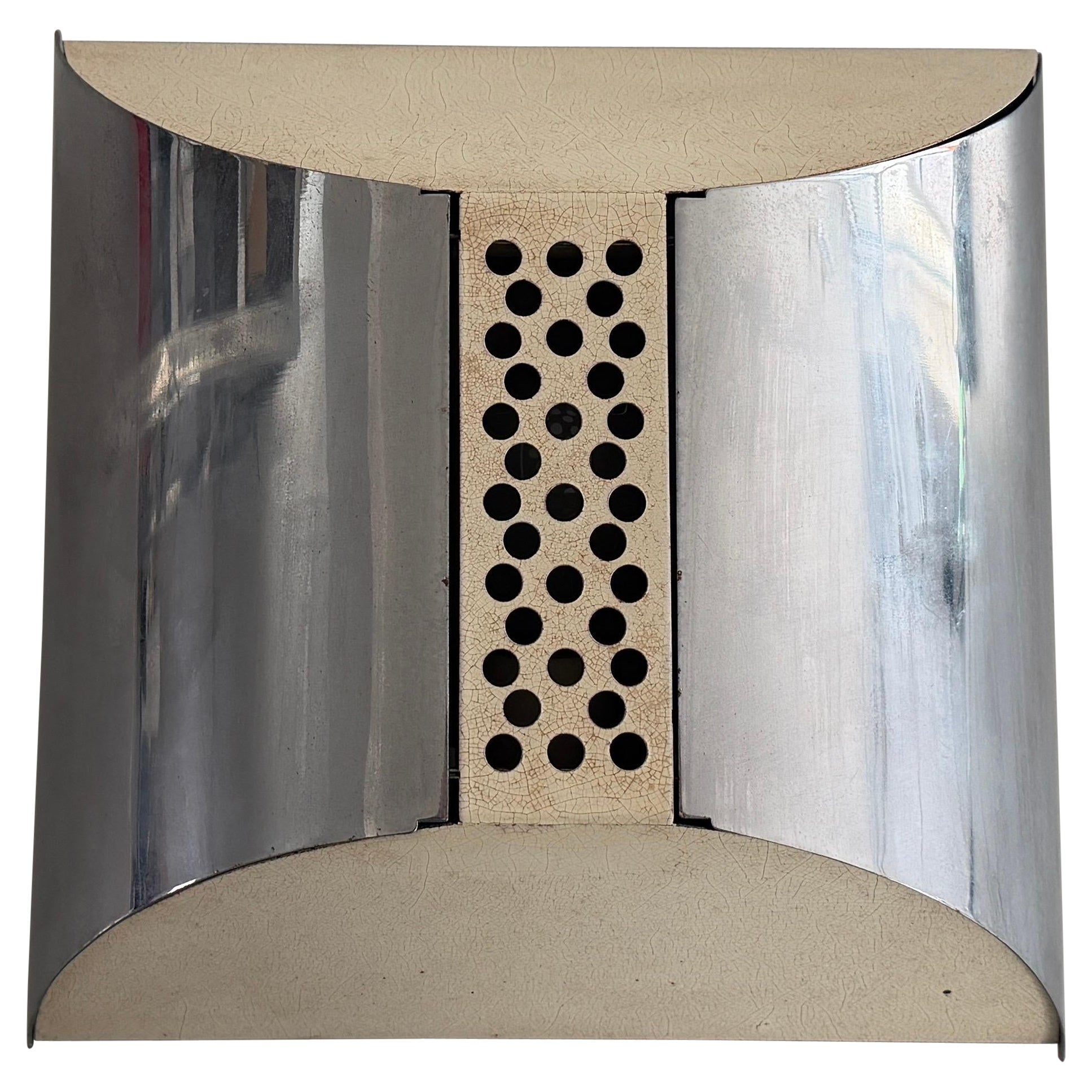 Mid-century Metal Single Wall Lamp, 1960s, Italy