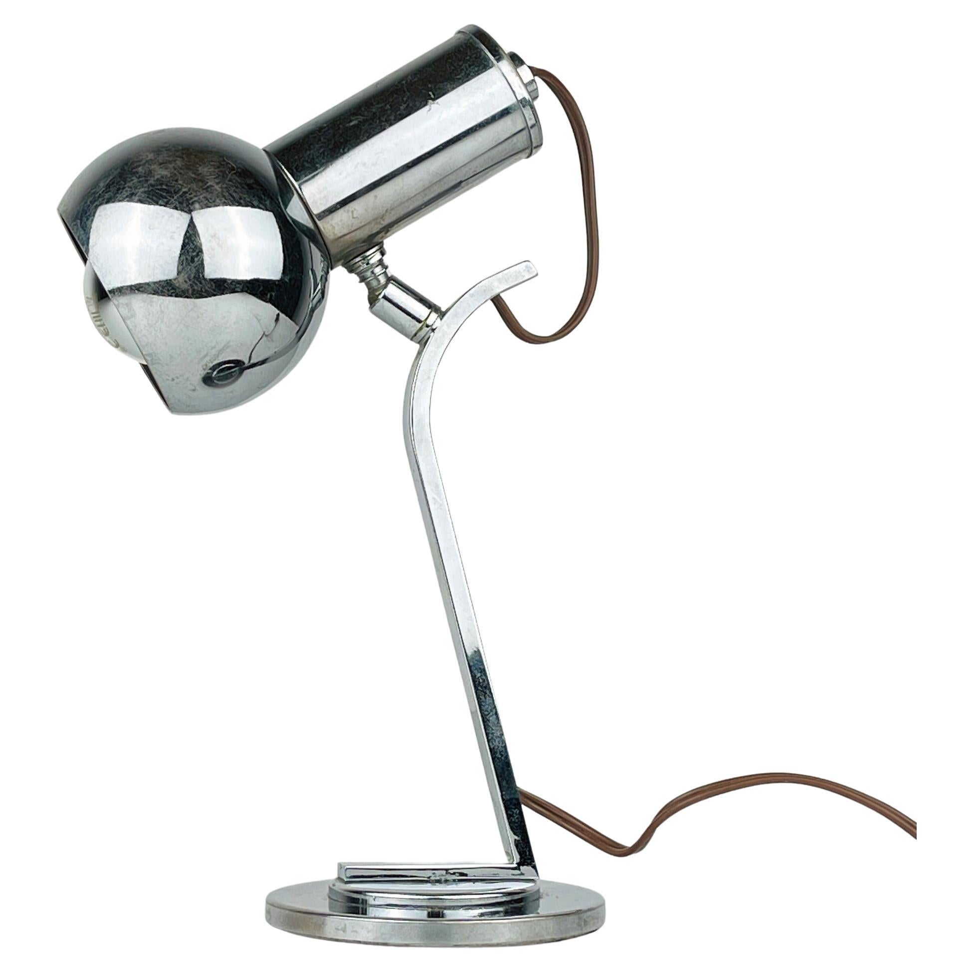 Lampe de table en métal du milieu du siècle Italie 1970  en vente
