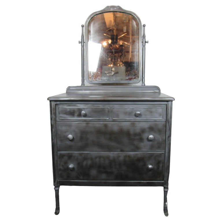 MidCentury Metal Vanity Dresser For Sale at 1stDibs