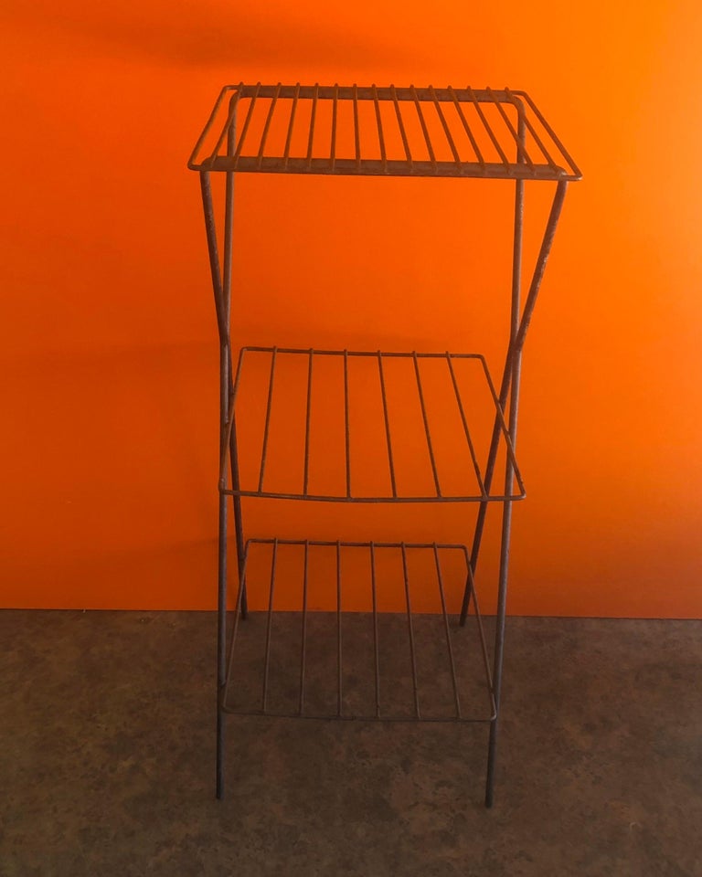 Midcentury Metal Wire Side Table / Stand at 1stDibs