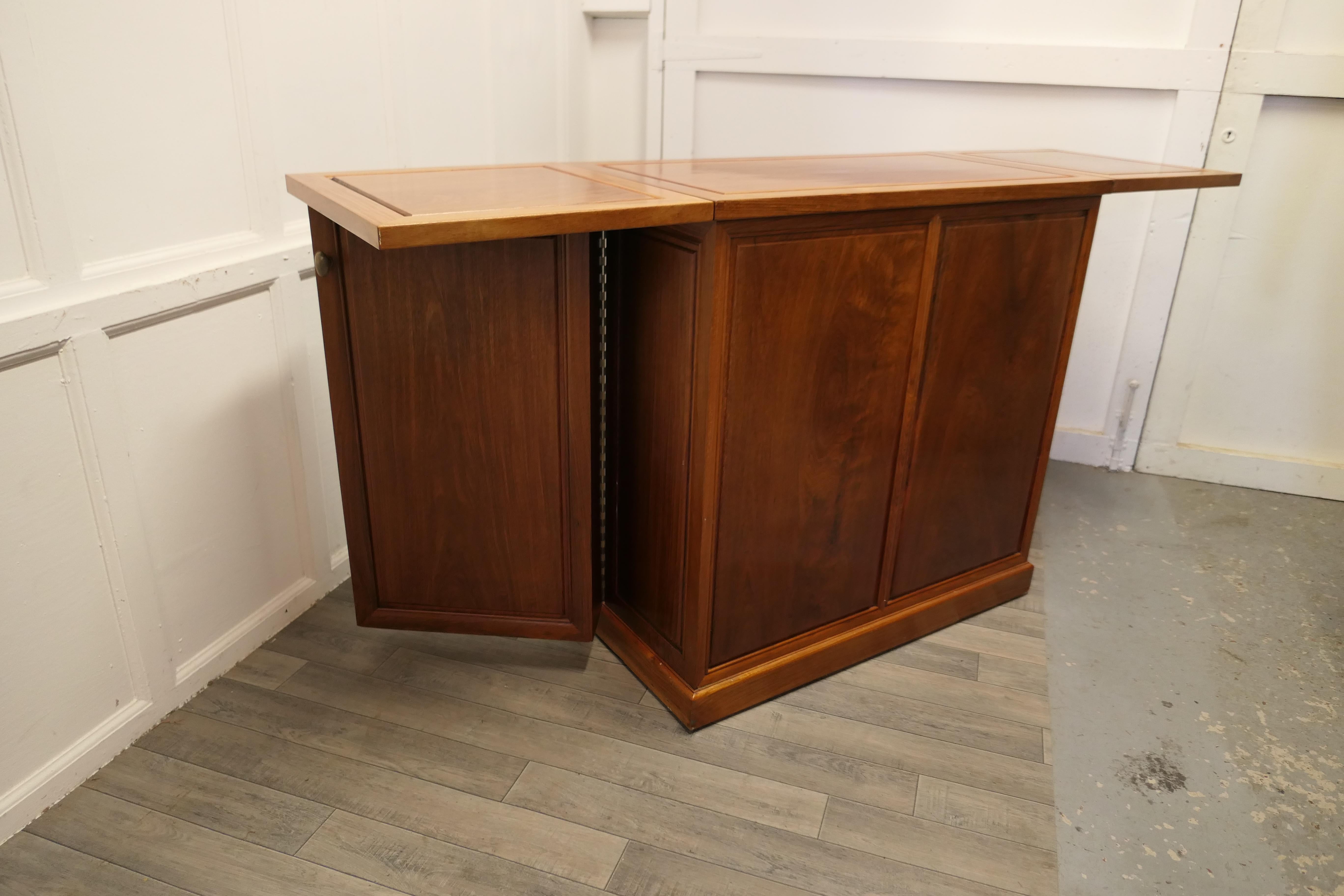 Mid-Century Modern Midcentury Metamorphic Rolling Bar Cabinet, Cocktail Bar For Sale