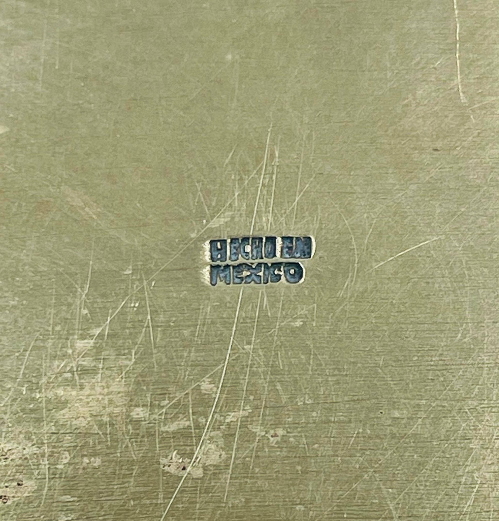 Juego mexicano de chupitos de latón y concha de abulón de mediados de siglo con bandeja para servir en venta 11