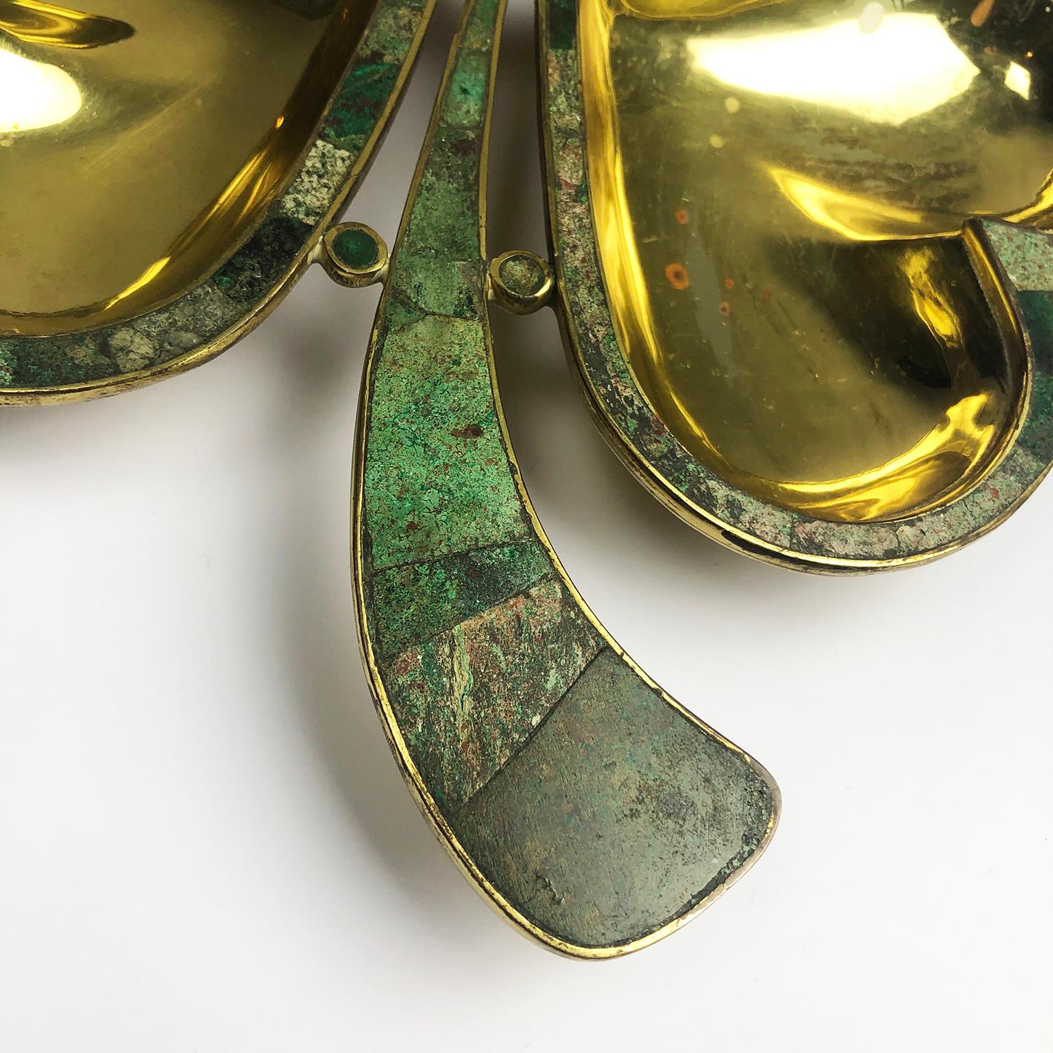 We offer this midcentury Mexican dish in clover form by Los Castillo in gold plated and stone inlay includes marked brand and serial number #248.