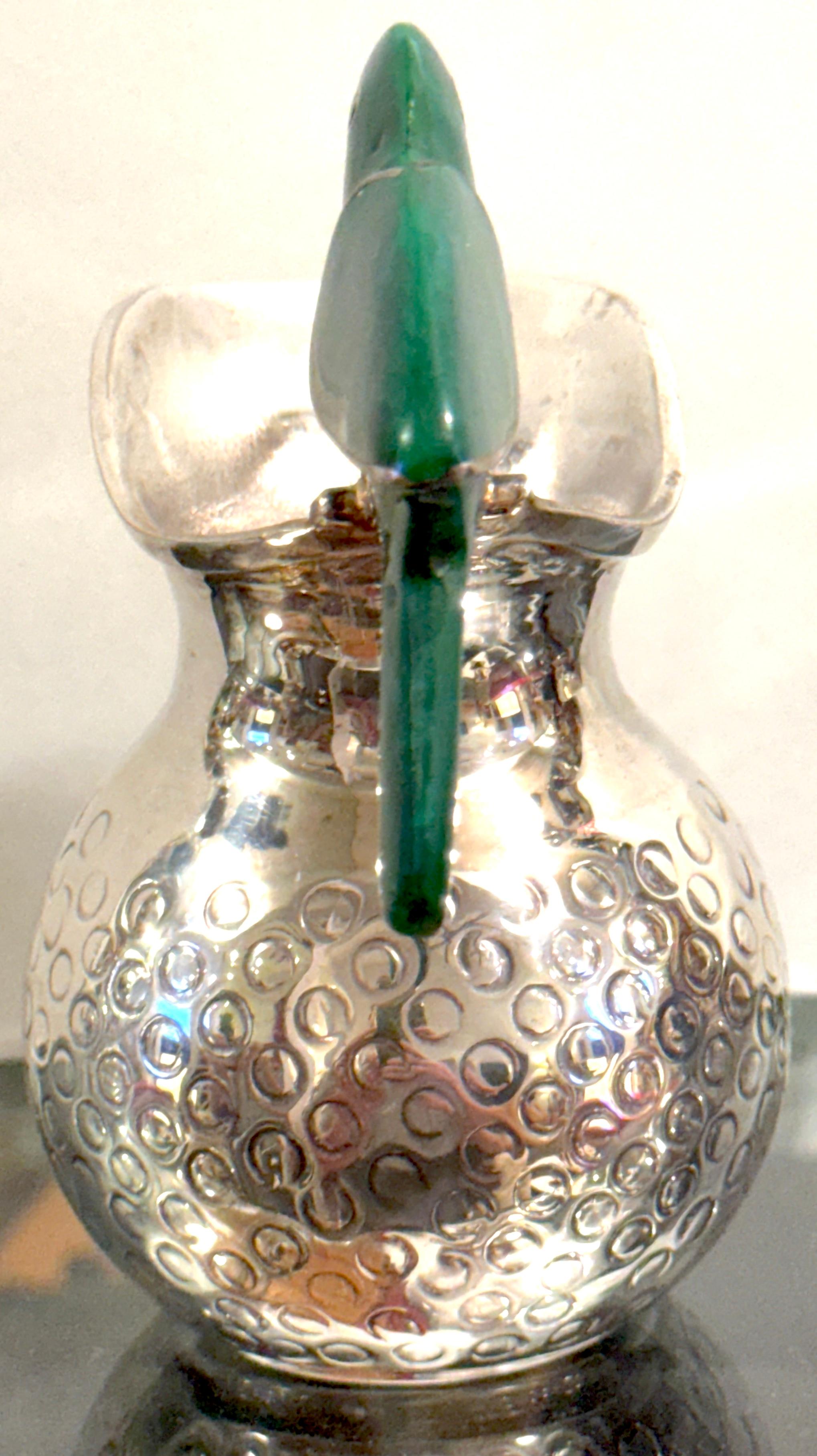 Mid-Century Mexican Silverplate & Malachite Parrot Pitcher, Style Los Castillo en venta 5