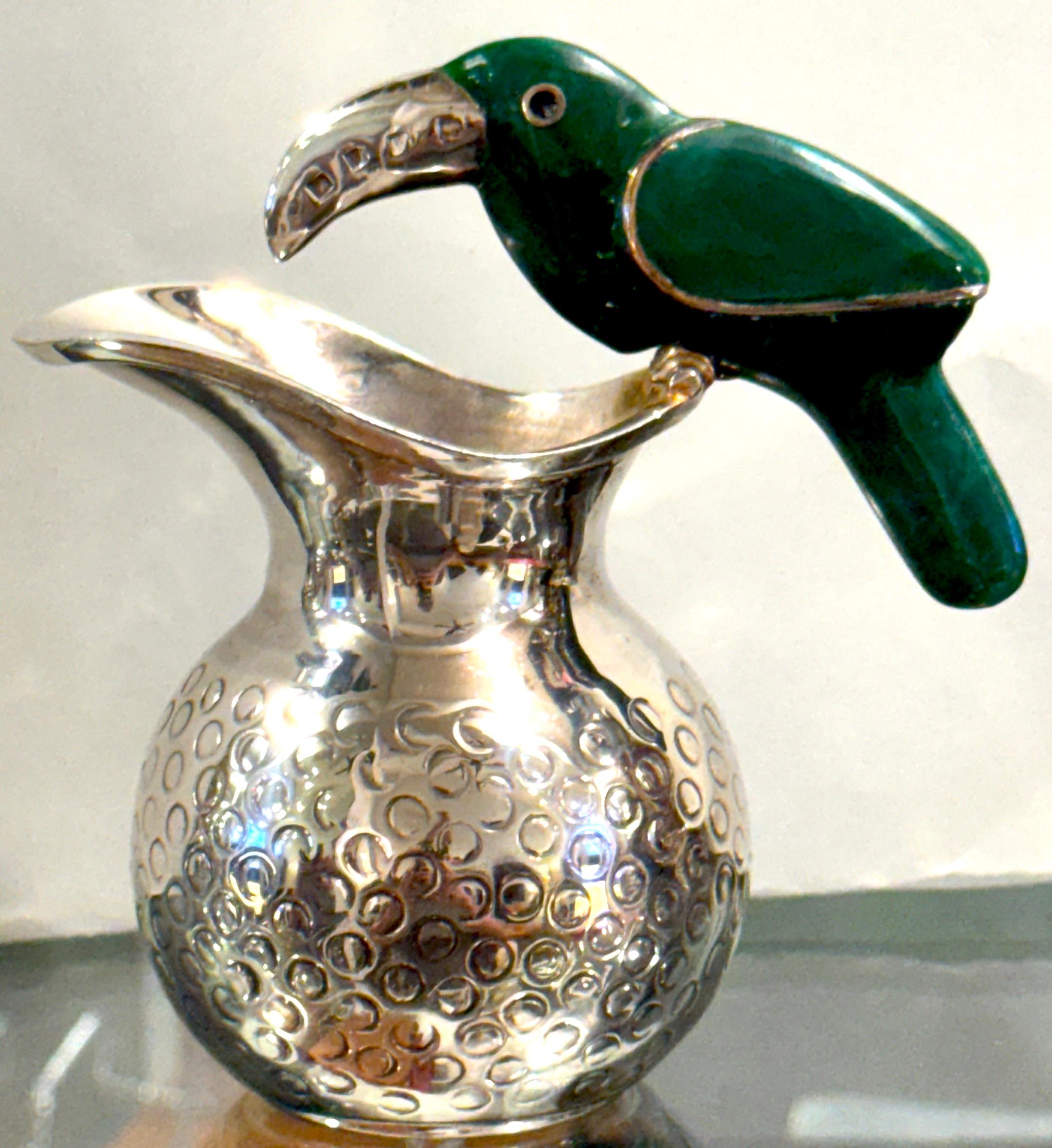 Mid-Century Mexican Silverplate & Malachite Parrot Pitcher, Style Los Castillo Moderno de mediados de siglo en venta