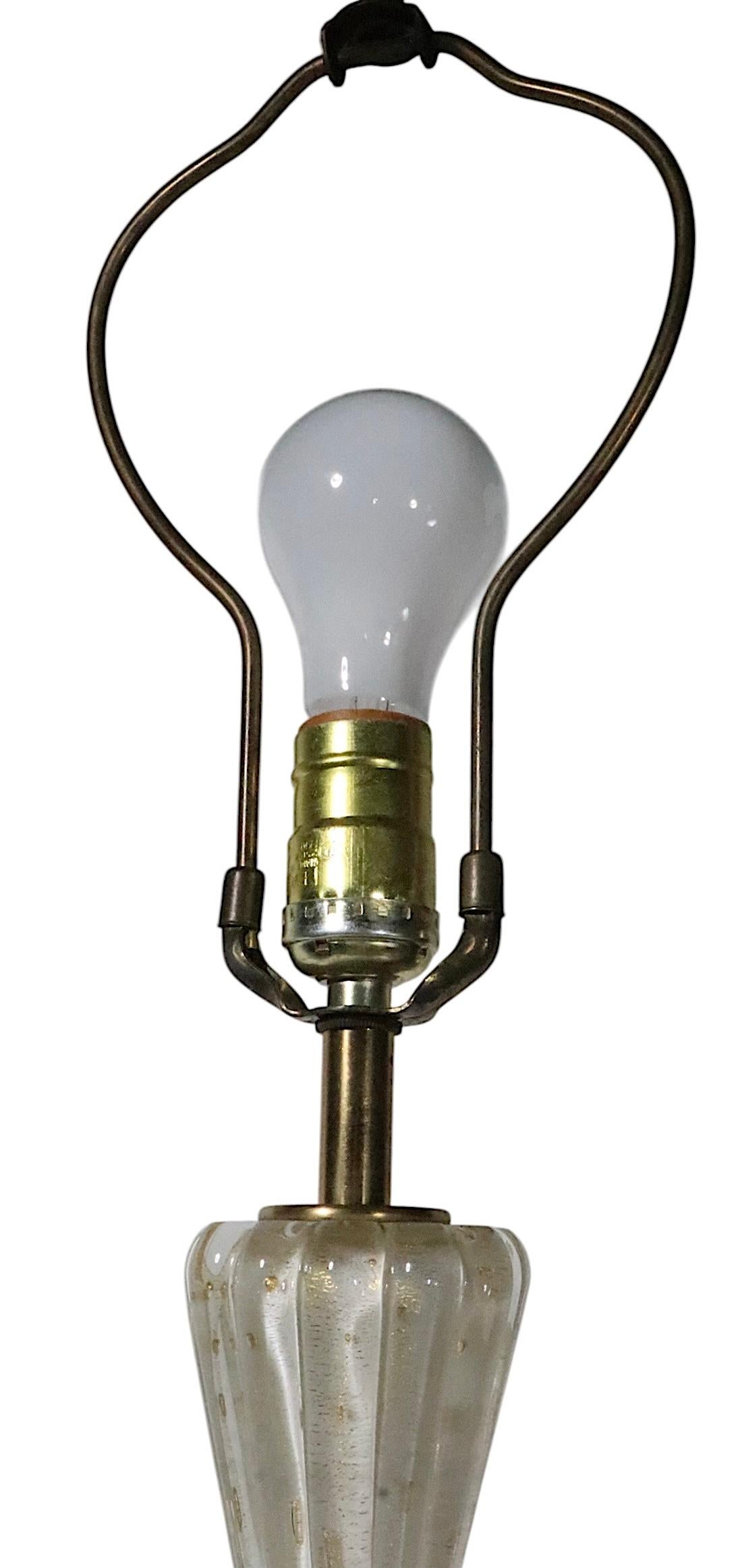 Murano-Tischlampe aus der Mitte des Jahrhunderts von Barovier Y Toso, hergestellt in Italien, 1950er Jahre (Italienisch) im Angebot