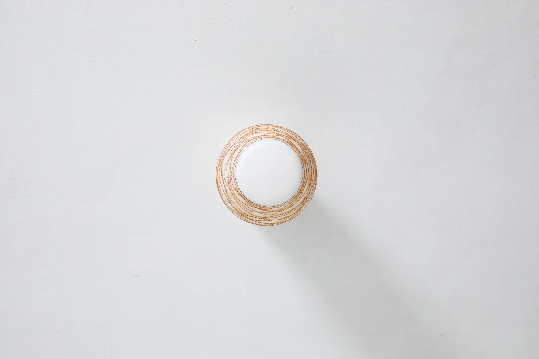 Sconce da parete o soffitto in vetro lattiginoso di metà secolo con dettagli gialli a ghirigori in vendita 5