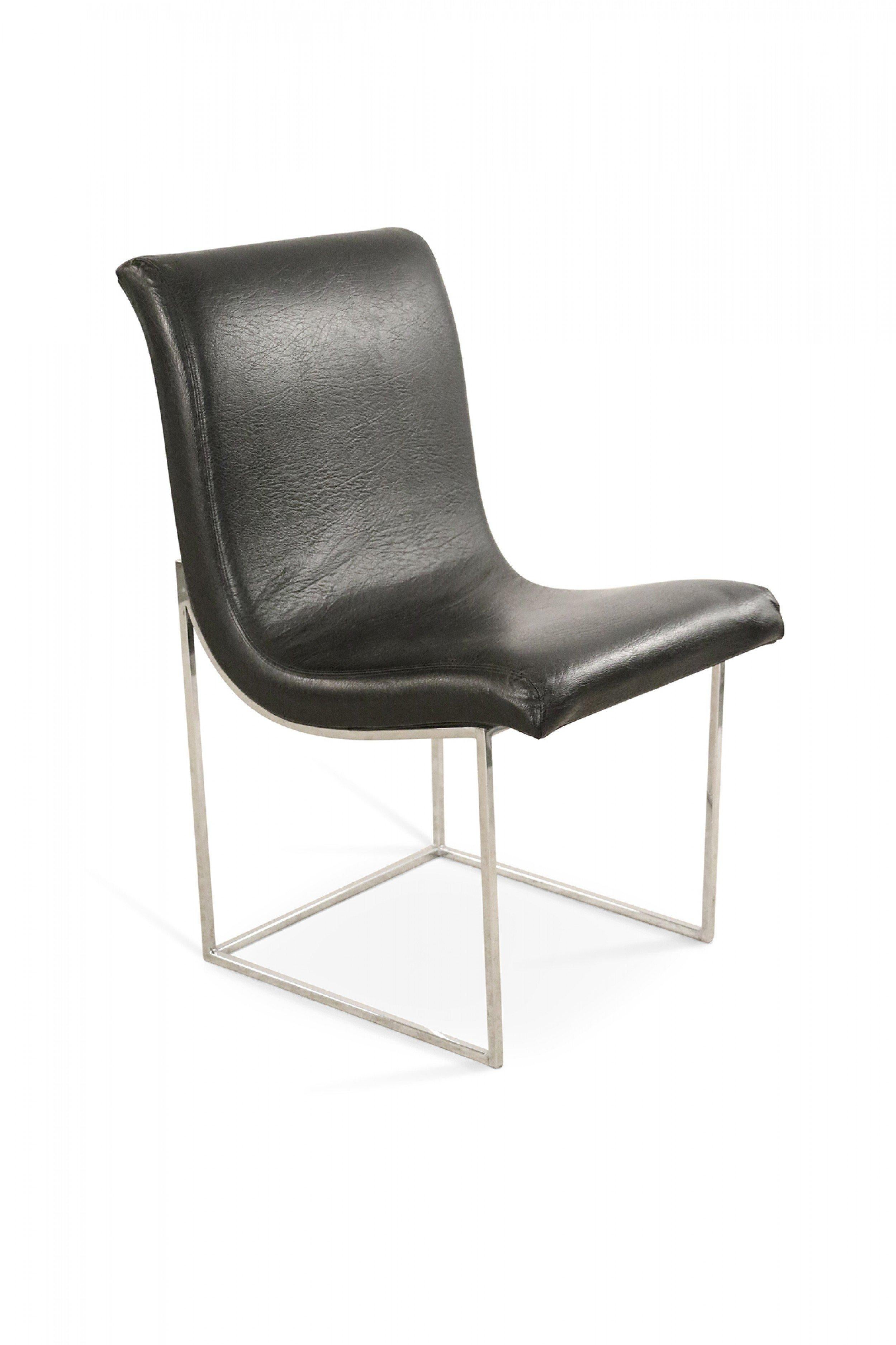 Mid-Century Milo Baughman Chrome and Black Vinyl Dining Chairs In Good Condition For Sale In Queens, NY
