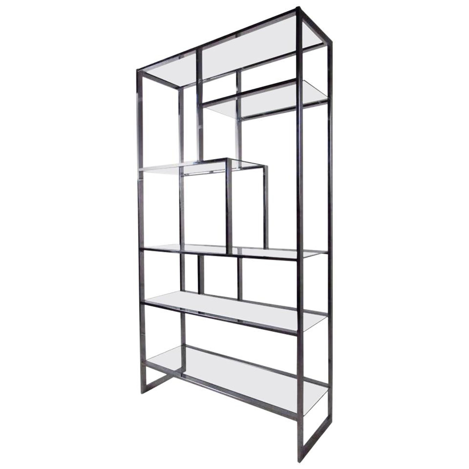 Mid-Century Modern Polished Brass Etagere For Sale at 1stDibs