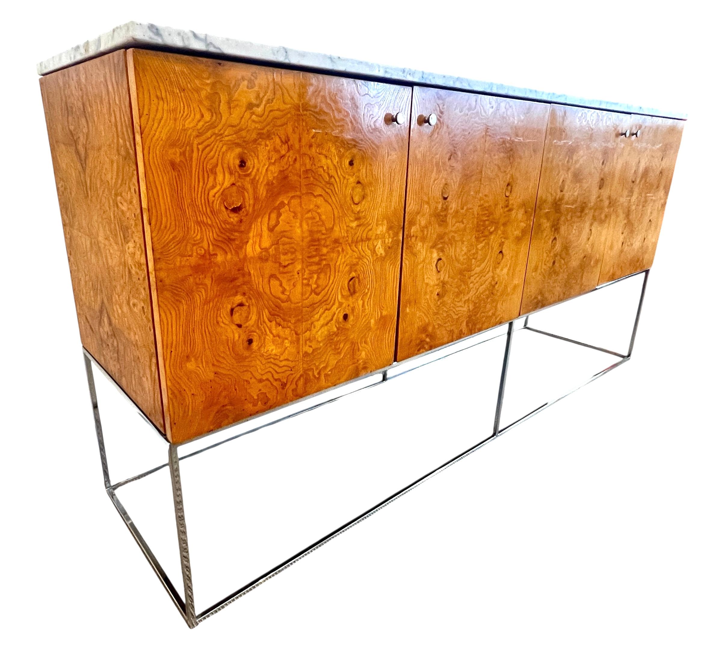 Credenza di metà secolo in marmo e legno di radica di Milo Baughman per Thayer Coggin in vendita 4
