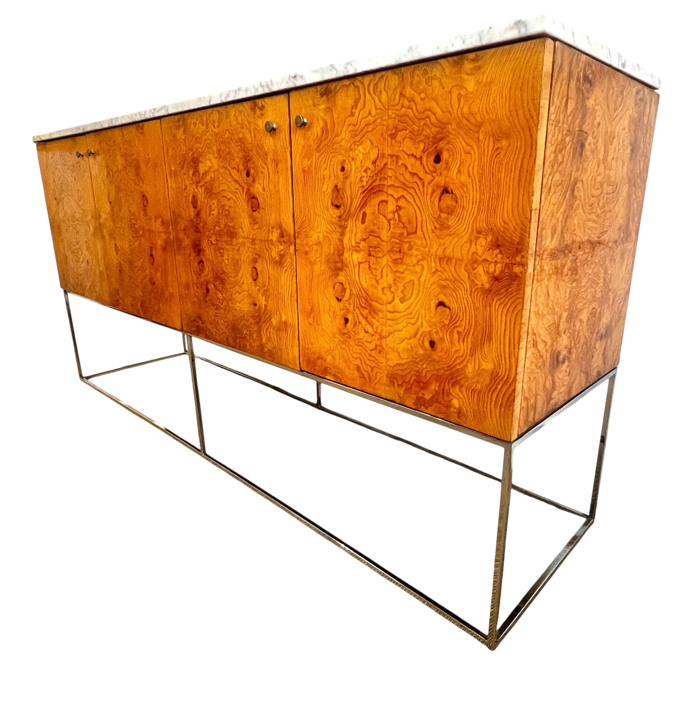 Credenza di metà secolo in marmo e legno di radica di Milo Baughman per Thayer Coggin in vendita 3