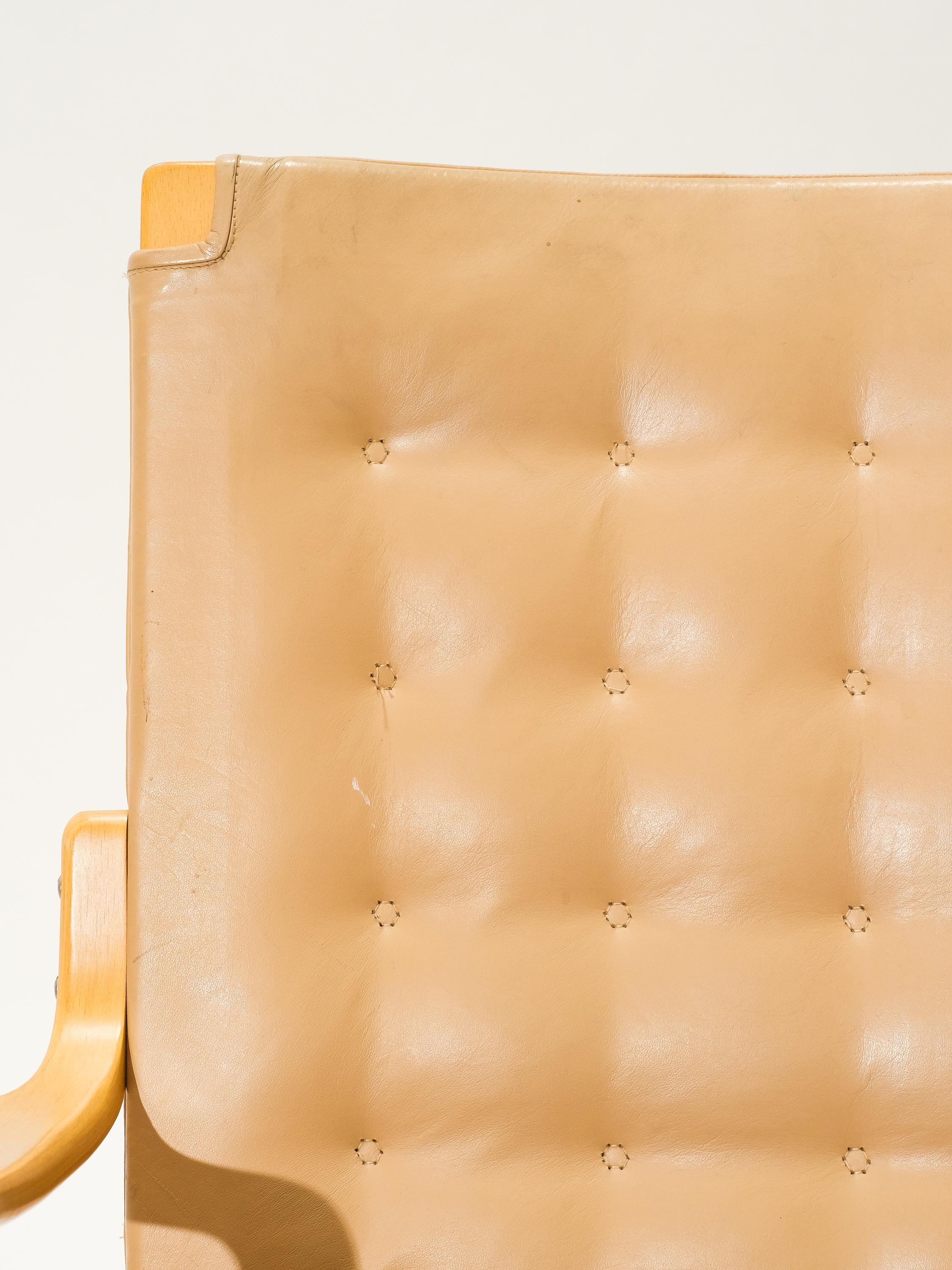 Leather Mid-Century 'Mina' Lounge / Arm Chair by Bruno Mathsson, Sweden, 1950s For Sale