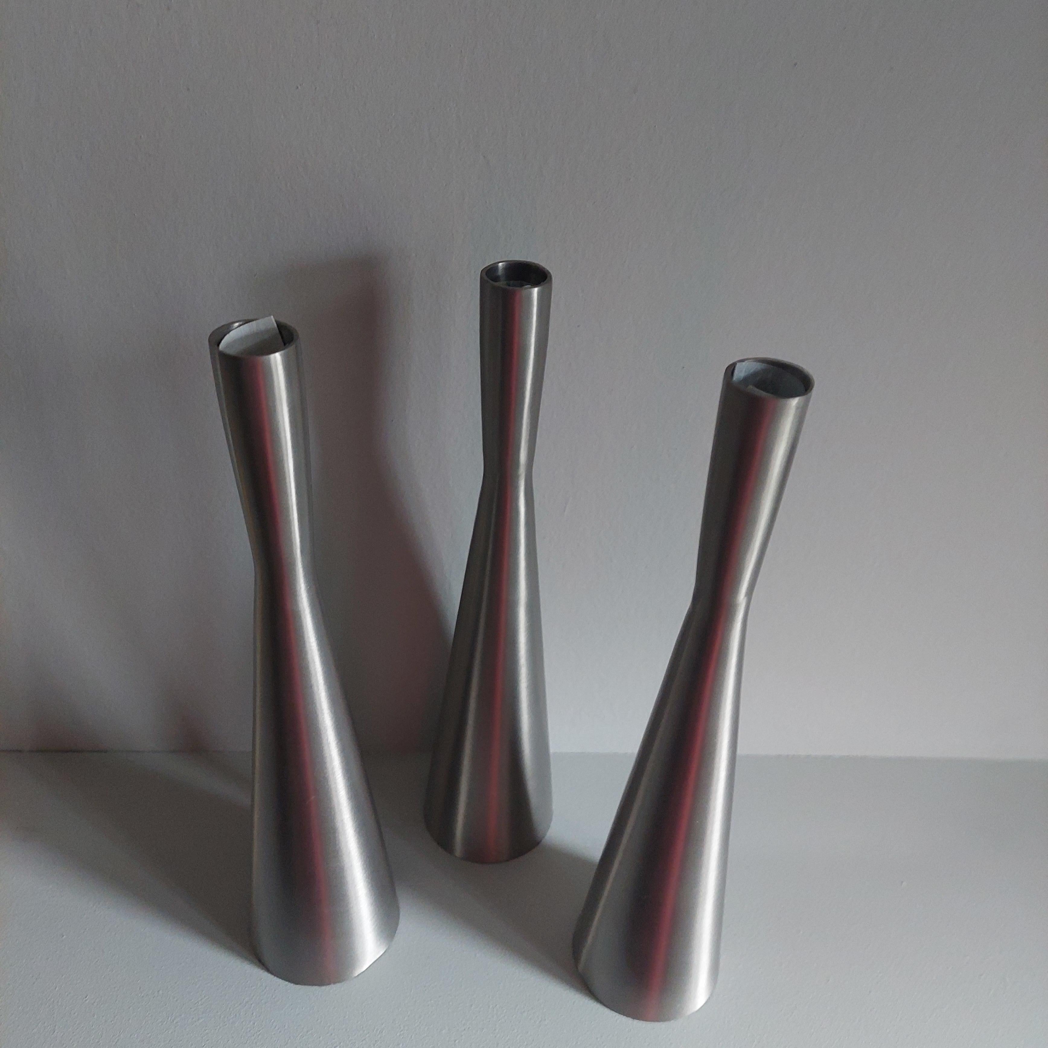 Mid Century Minimalist Aluminum Candle Holders Candlesticks, set of 3, 70s For Sale 4