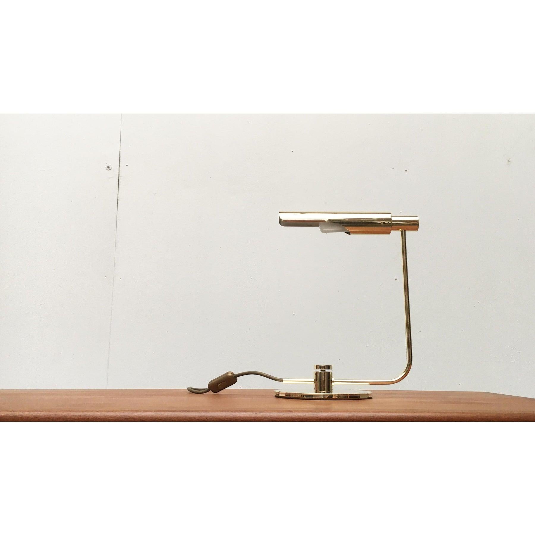 Lampada da tavolo in ottone minimalista di metà secolo di Rosemarie & Rico Baltensweiler, anni '60 in vendita 4