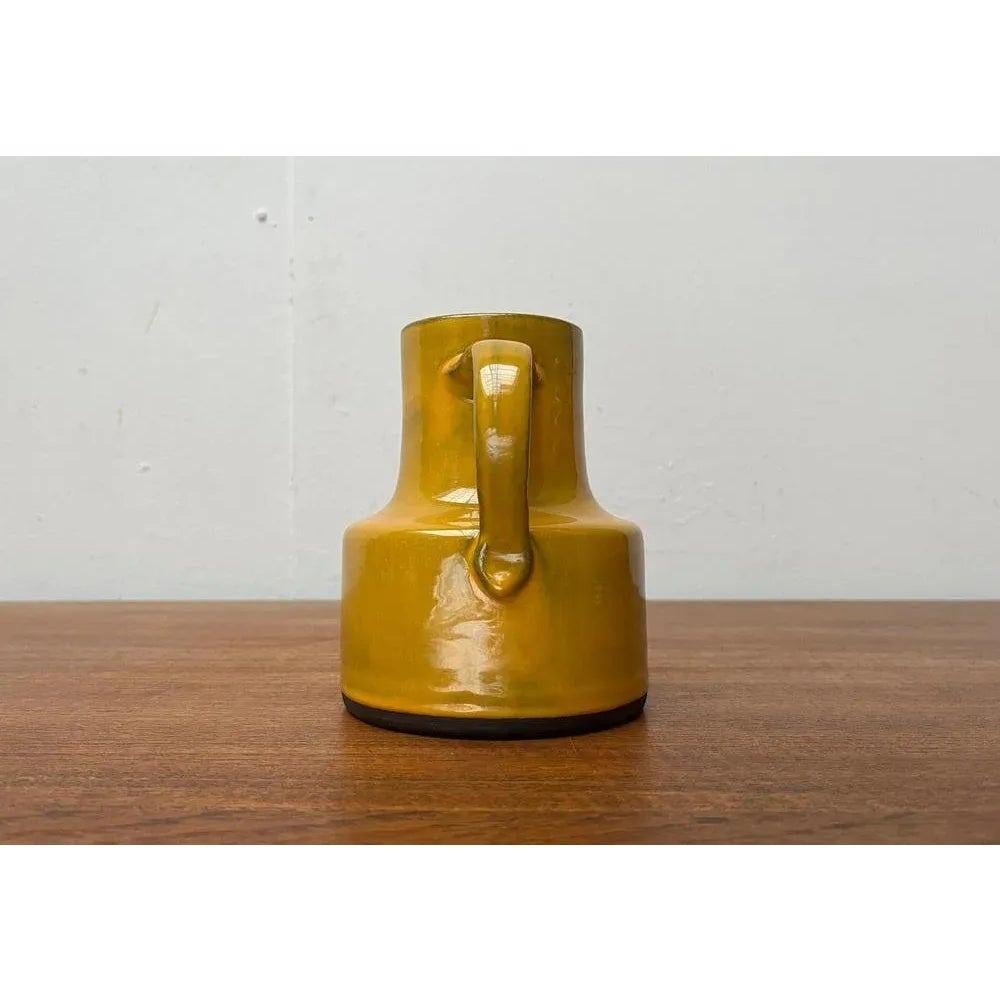 Mid-Century Minimalist Studio Pottery Carafe Vase from BKW Böttger Keramik Wandsbek, Hamburg, Germany, 1960s, in Very Good conditions. Designed 1960 to 1969 This piece has an attribution mark.

Additional information:
Materials: Ceramic
Color: