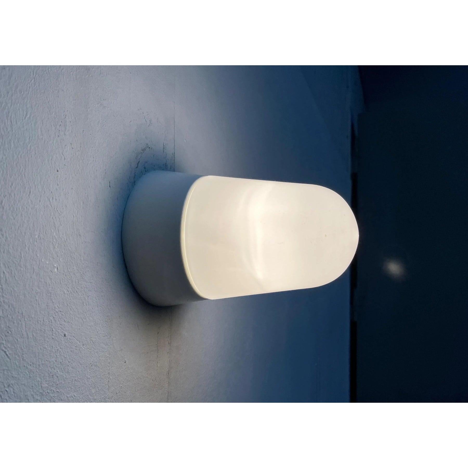 Mid-Century moderno Lampada da soffitto minimalista di metà secolo in ceramica e vetro, anni '50 in vendita