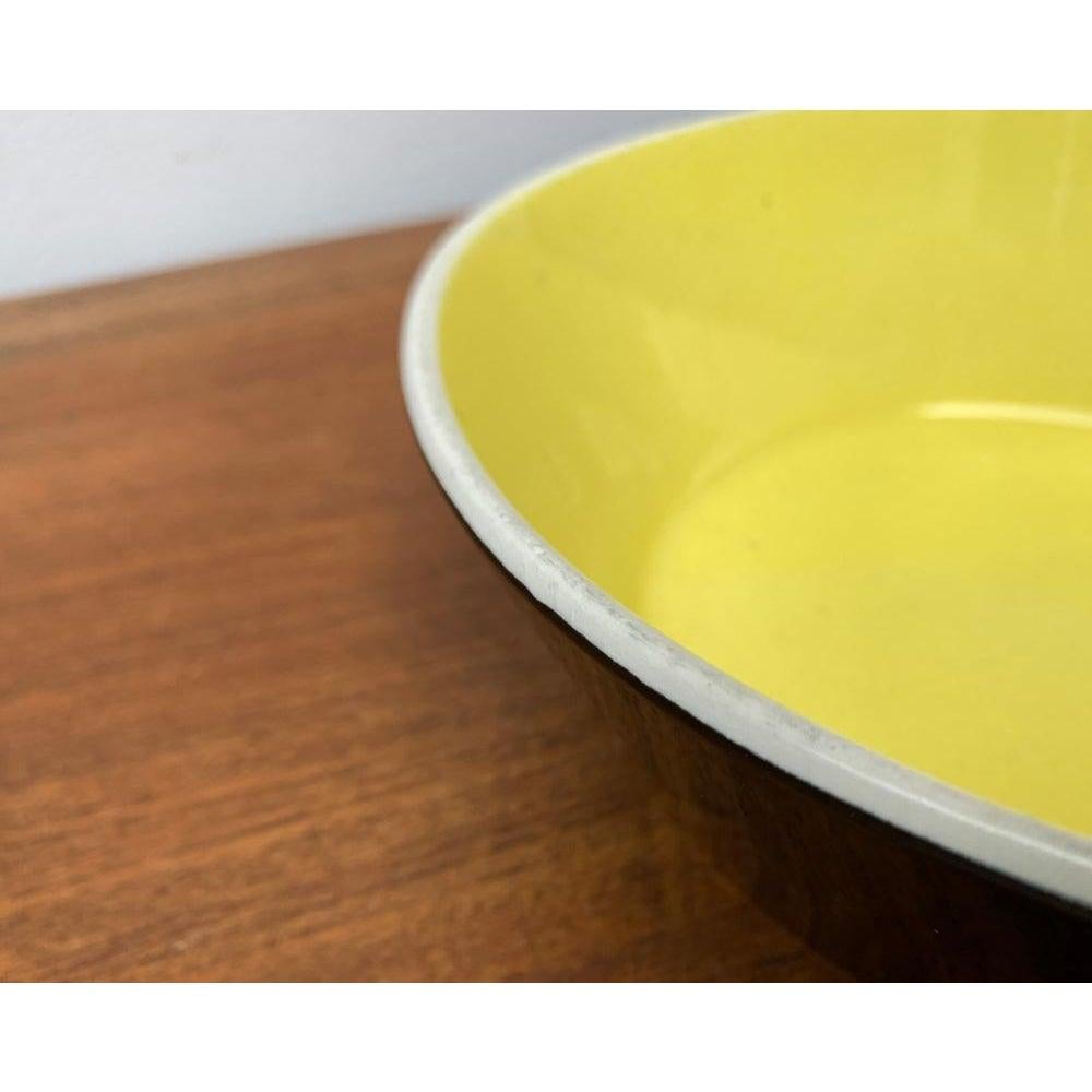 Mid-Century Minimalist Ceramic Fruit Bowl, 1960s For Sale 4