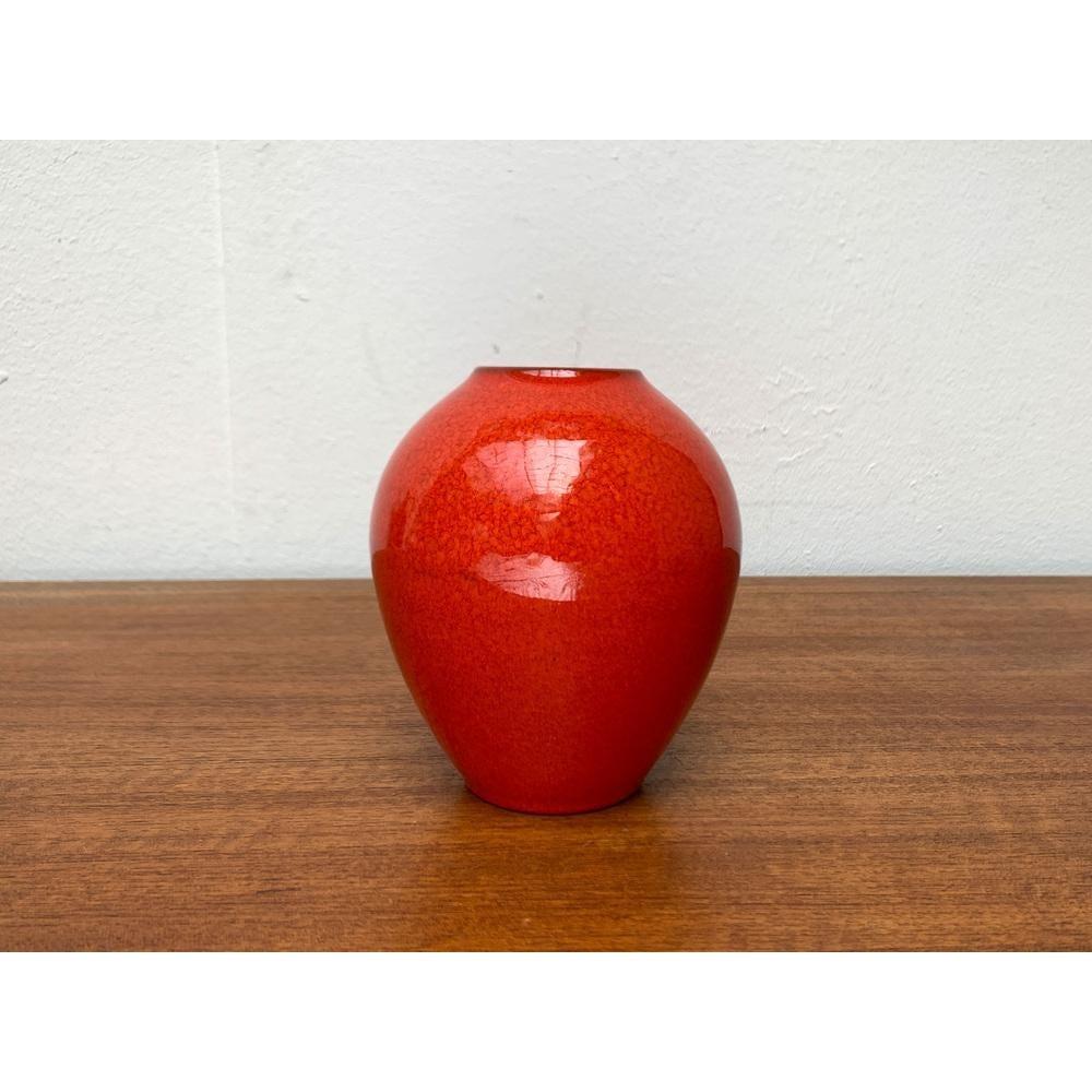 Mid-Century Minimalist Ceramic Vase, 1960s For Sale 7