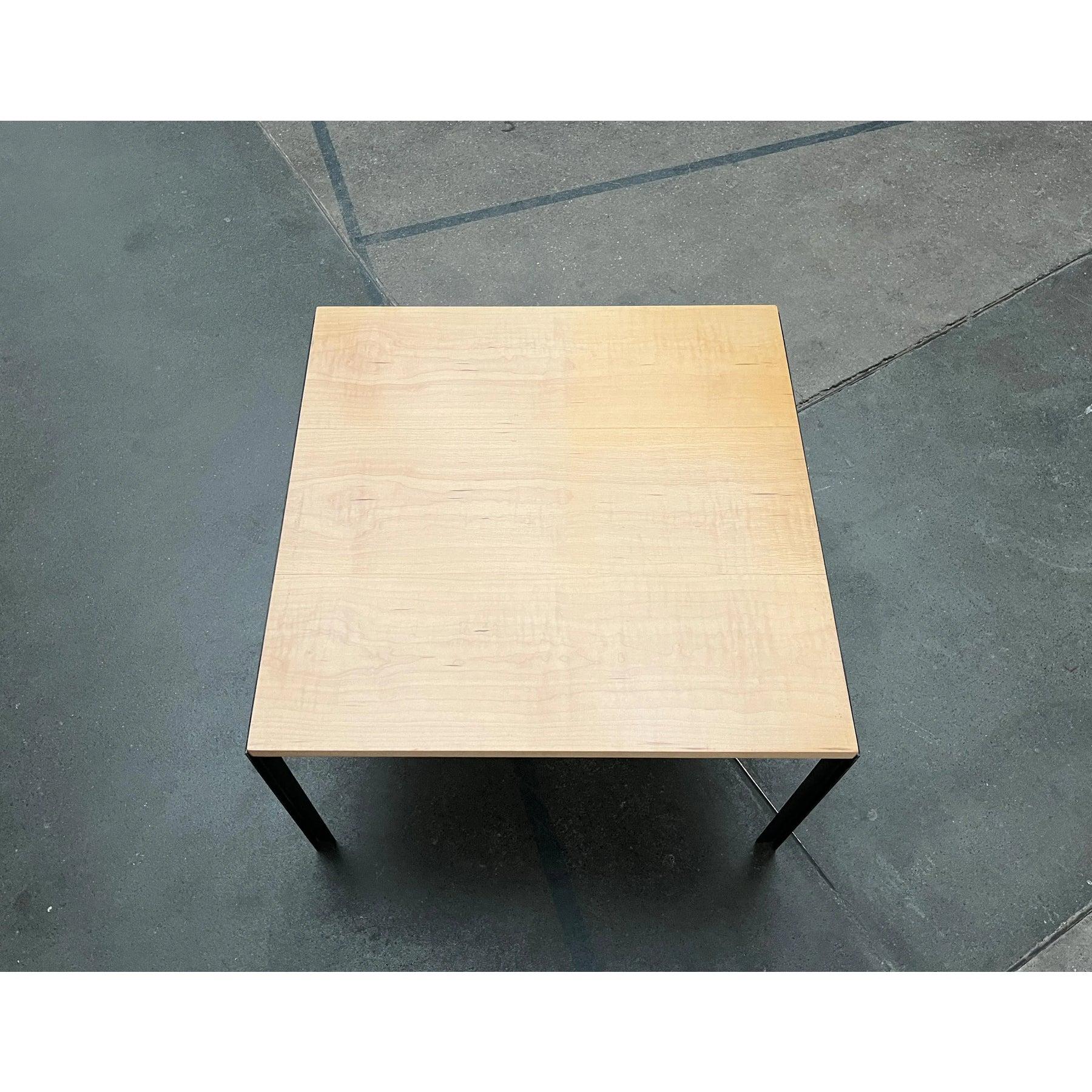 Minimalistischer Couch-Beistelltisch von Florence Knoll aus der Jahrhundertmitte, 1950er Jahre im Angebot 4