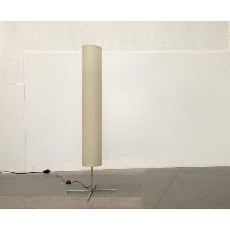 Lampada da terra minimalista di metà secolo, anni '60 in vendita 2