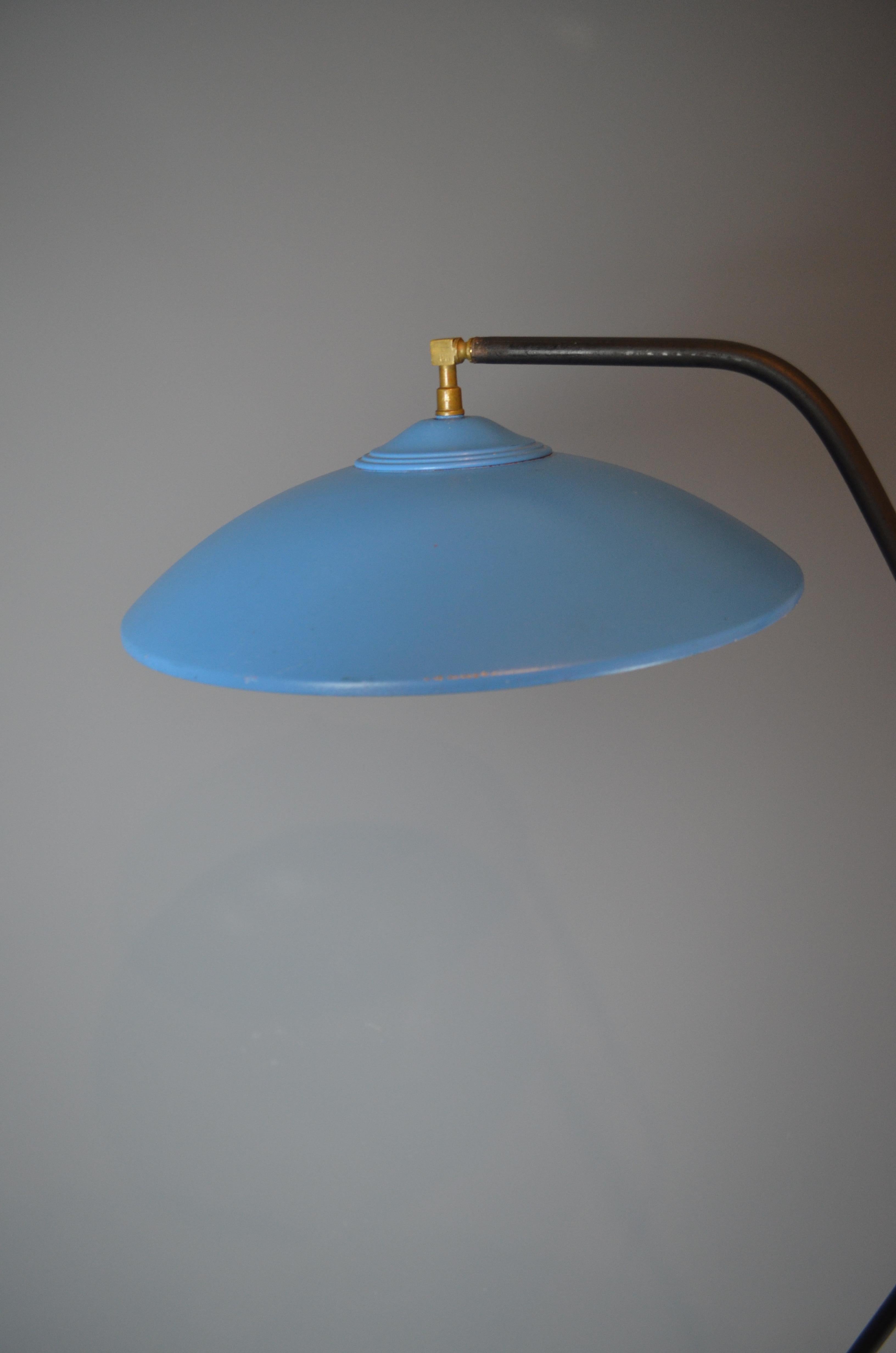 Metal Mid century minimalist floor lamp, France, 1950s For Sale