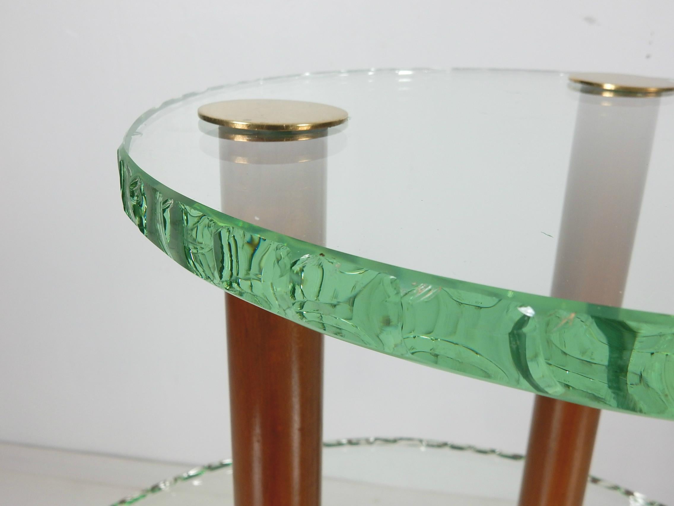 Chiseled Edge Green Glass Etagere' Vitrine Table after Max Ingrand In Good Condition For Sale In Las Vegas, NV