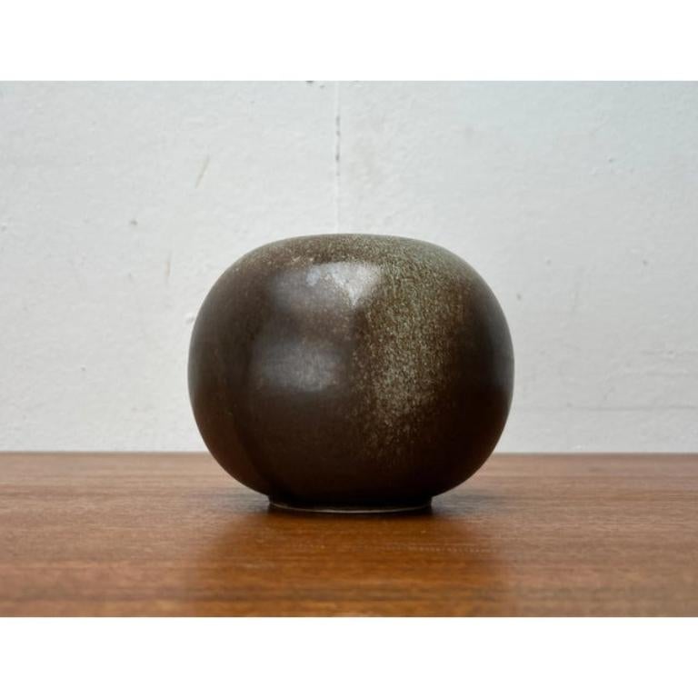 Mid-Century Minimalist German Pottery Vase, 1960s For Sale 4