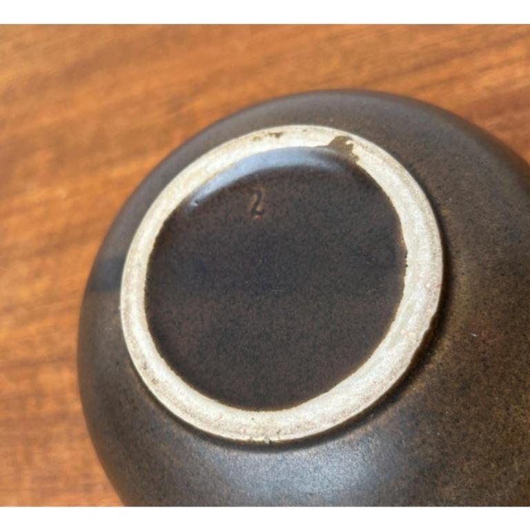 Mid-Century Minimalist German Pottery Vase, 1960s For Sale 5