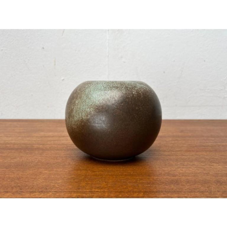 Mid-Century Minimalist German Pottery Vase, 1960s For Sale 3
