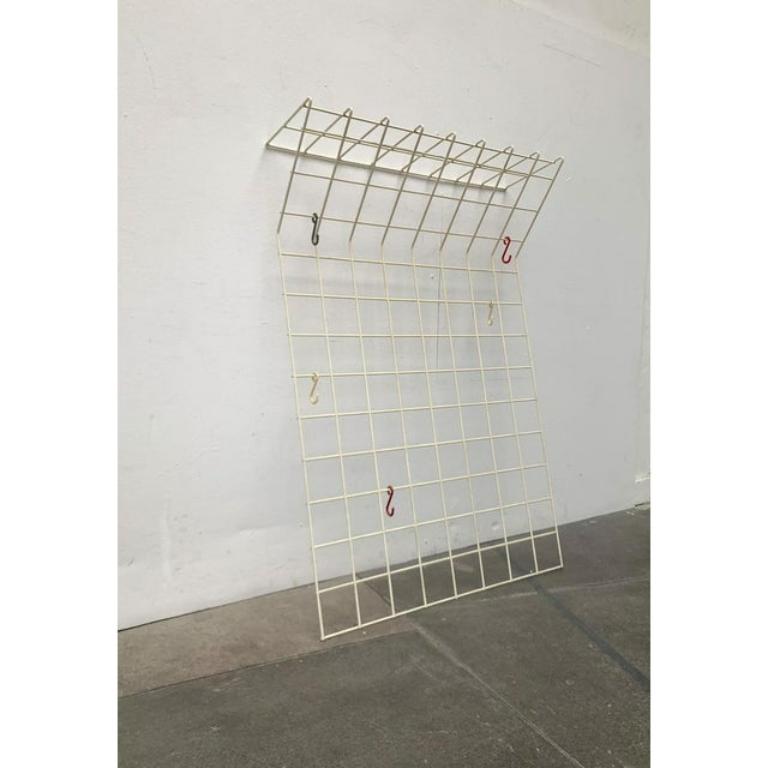 Perchero de cuerda alemán minimalista de mediados de siglo, años 60 en venta 3