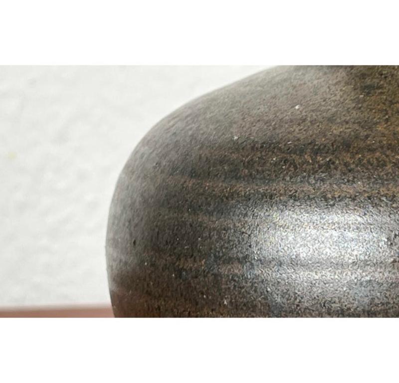 Mid-Century Minimalist German Studio Pottery Carafe Vase by Siegfried, 1960s In Good Condition For Sale In Hamburg, DE