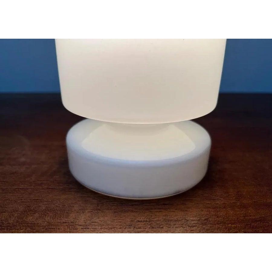 Lámpara de mesa de cristal minimalista de mediados de siglo, años 60 en venta 3