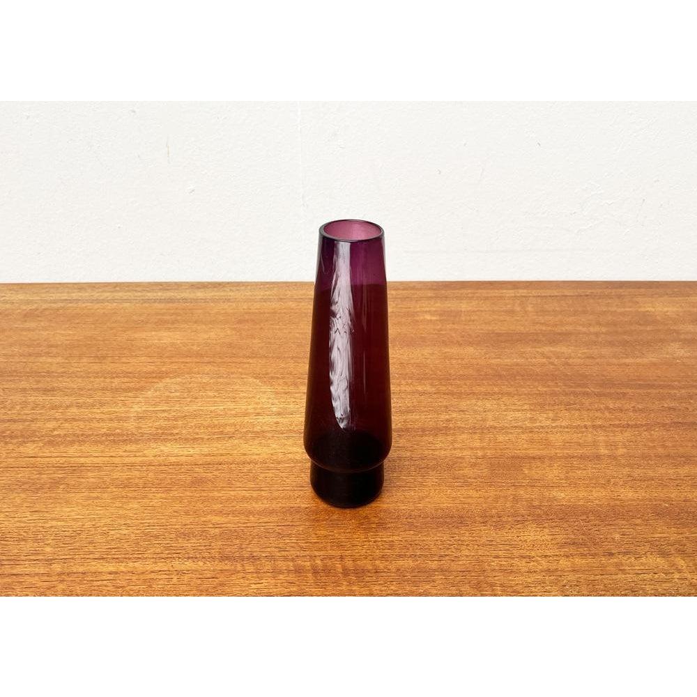 Mid-Century Minimalist Glass Vase 1960s For Sale 5