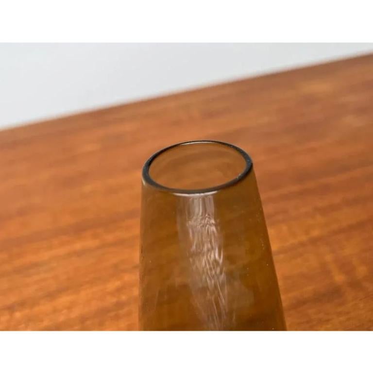 Minimalistische Mid-Century-Glasvase, 1960er-Jahre (Moderne der Mitte des Jahrhunderts) im Angebot